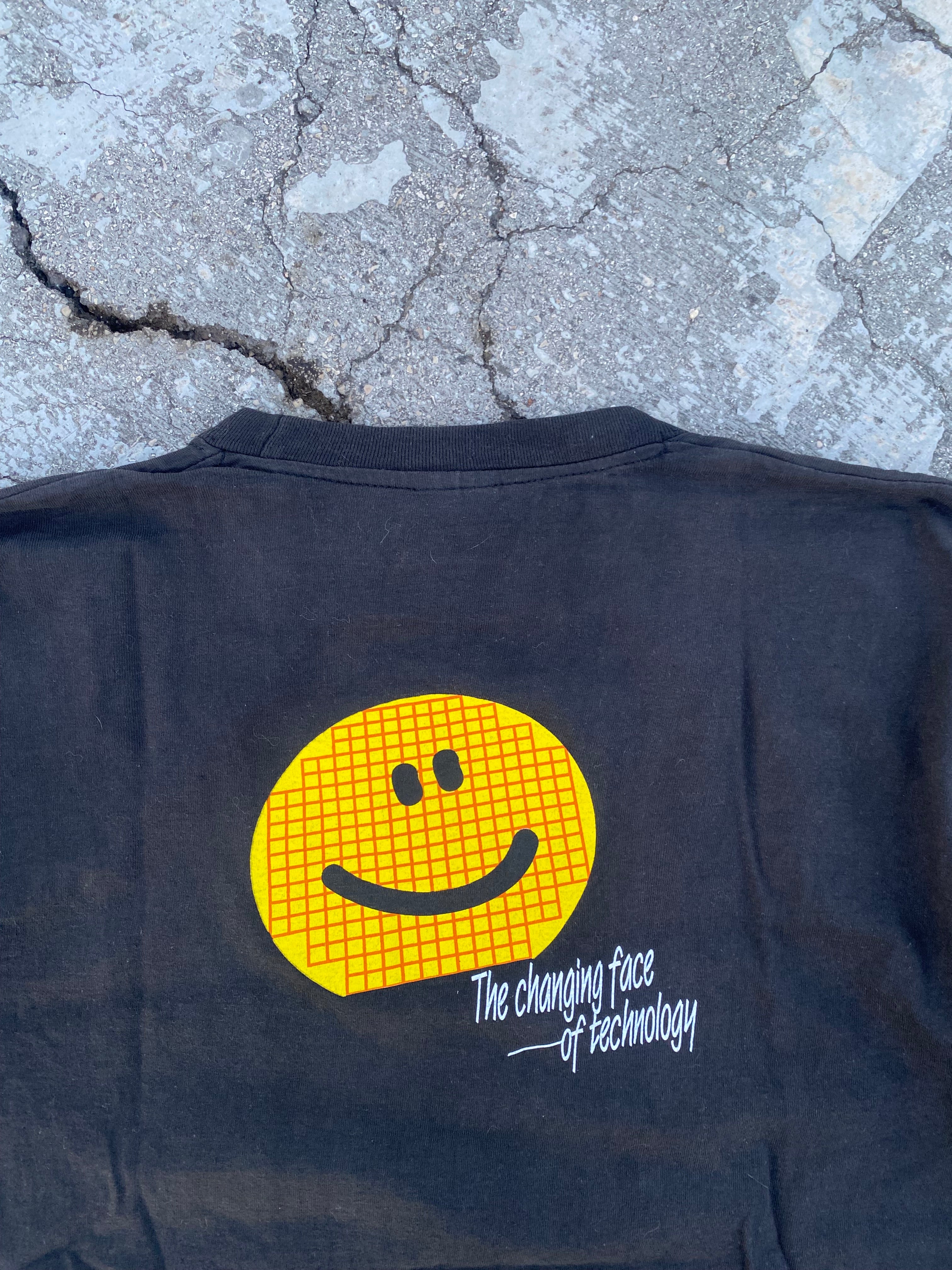 2000’S SIEMENS SMILEY FADED TEE (M)