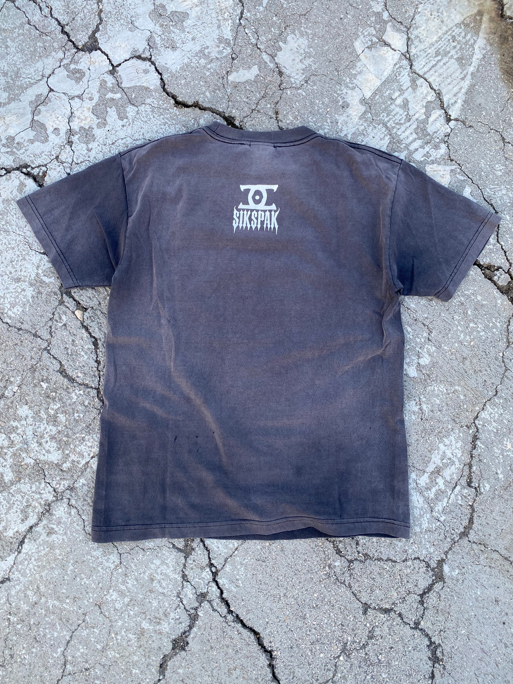 2000’S SIKSPAK SUN FADED TEE (M)