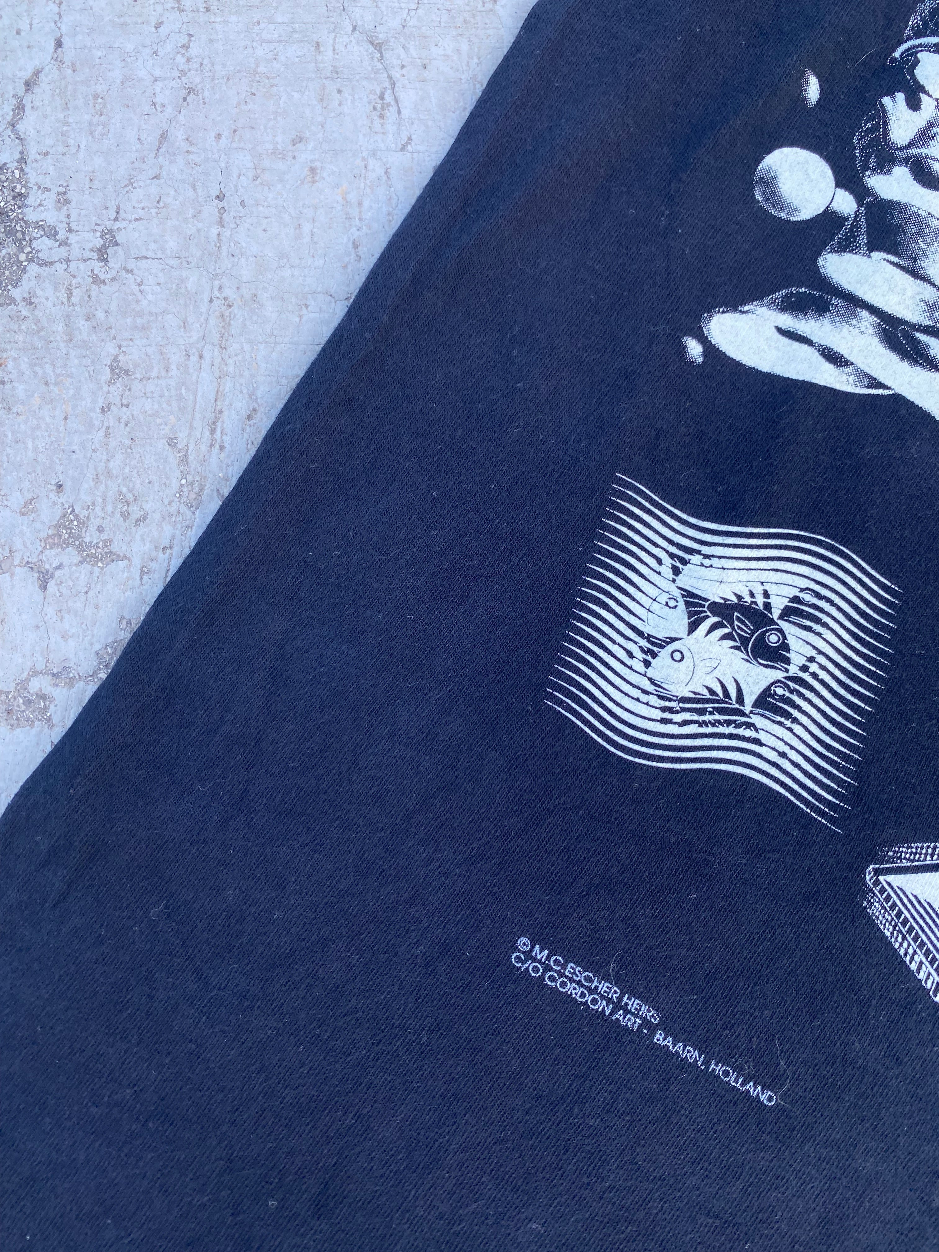 1990’S SINGLE STITCH MC ESCHER EIRS TEE (L)