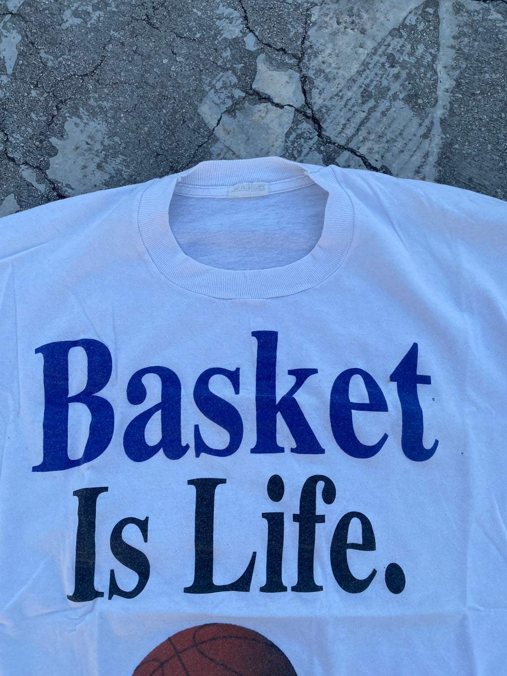 1990’S SINGLE STITCH BASKET IS LIFE TEE (XL)