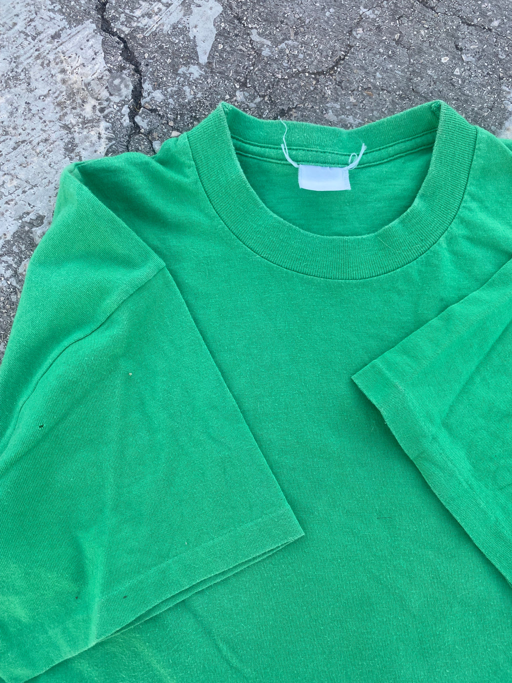 1980’S SINGLE STITCH BLANK TEE (XS)