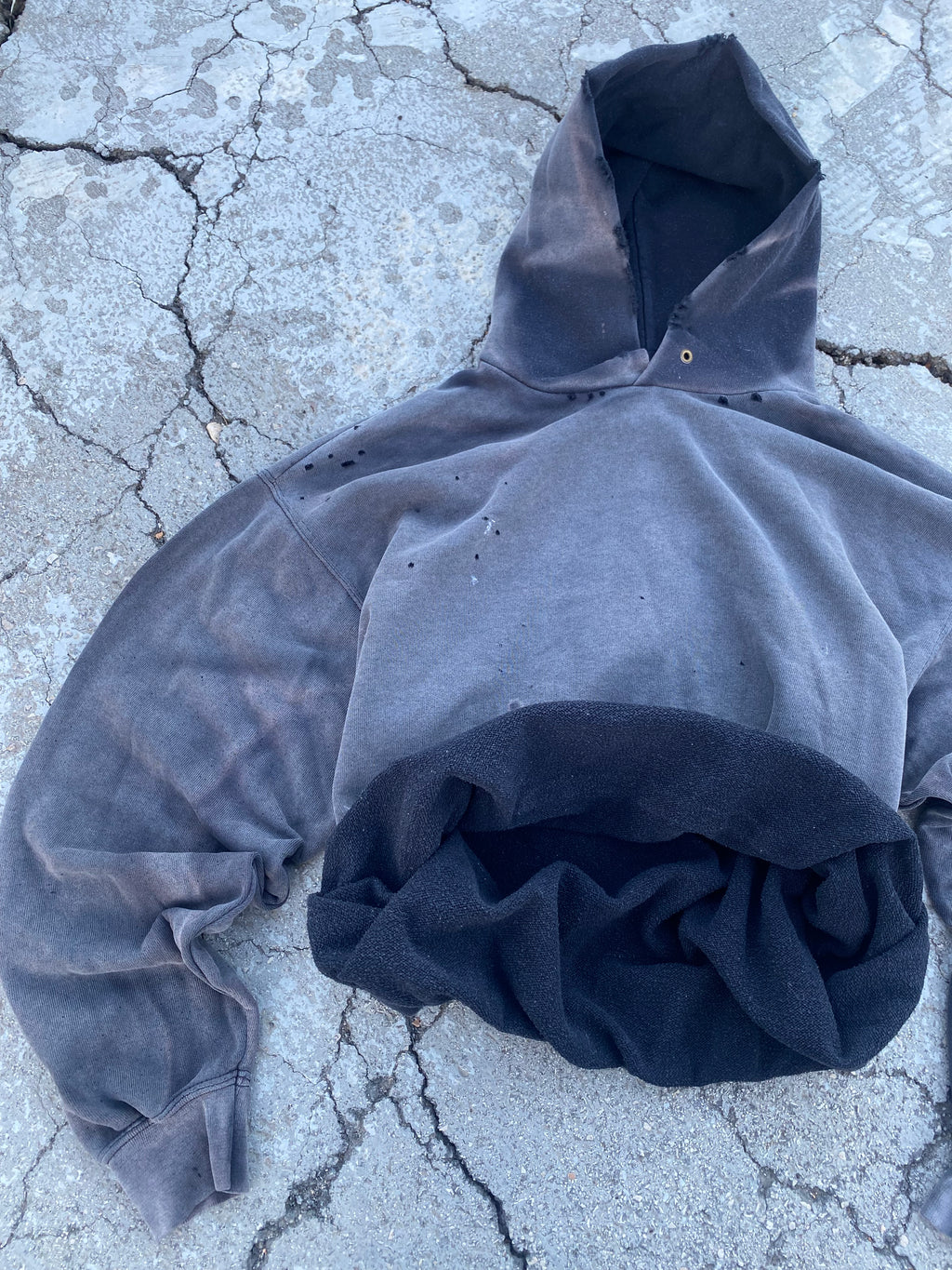2000’S SUN FADE BLACK HOODIE (XL)