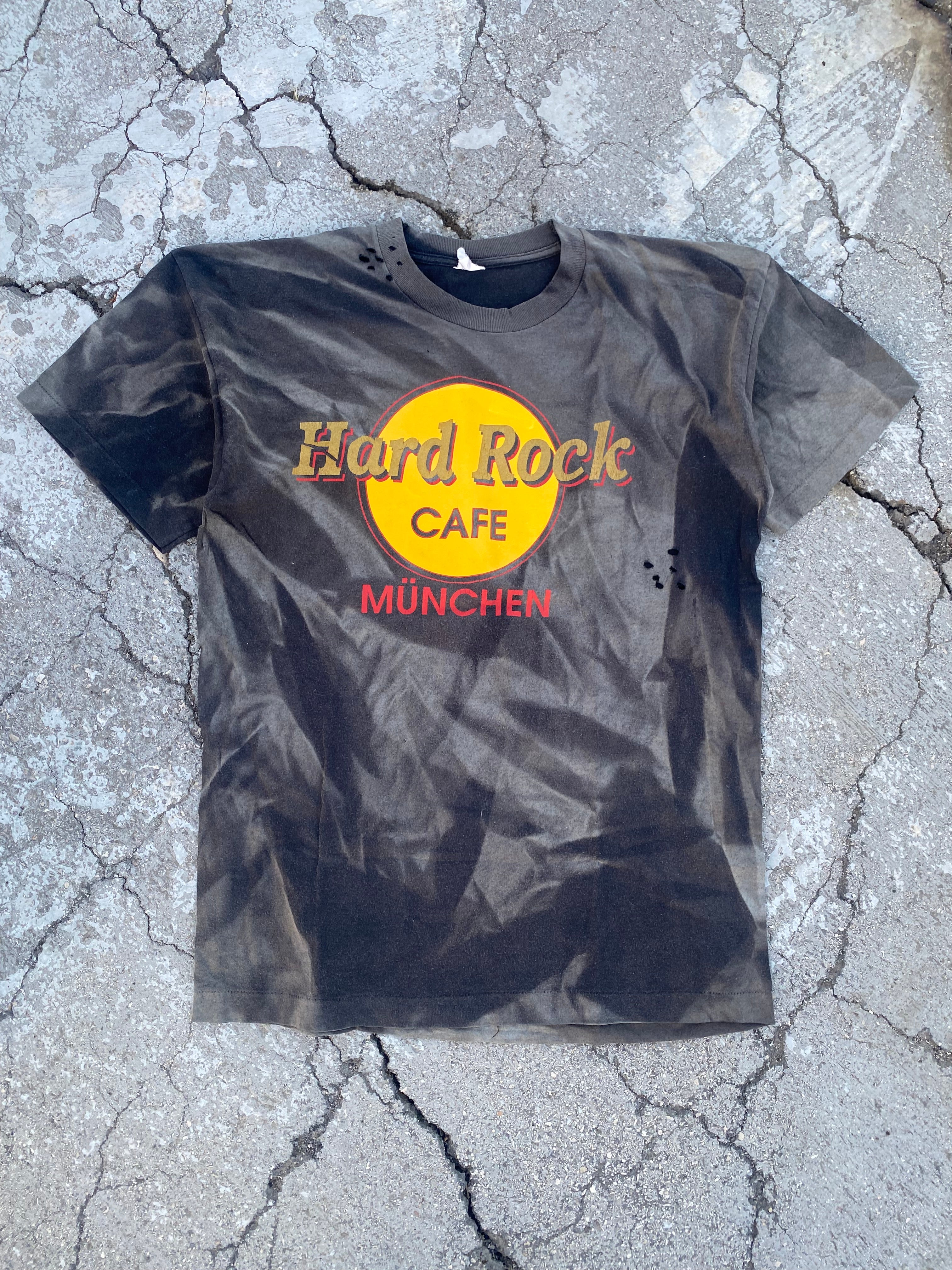 1990’S TRASHED HARD ROCK SINGLE STITCH TEE (XL)