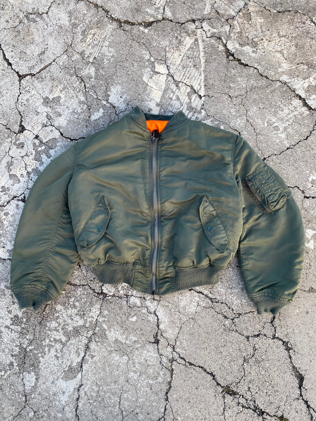 1980’S ALPHA IND. MA-1 JACKET (L-XL)