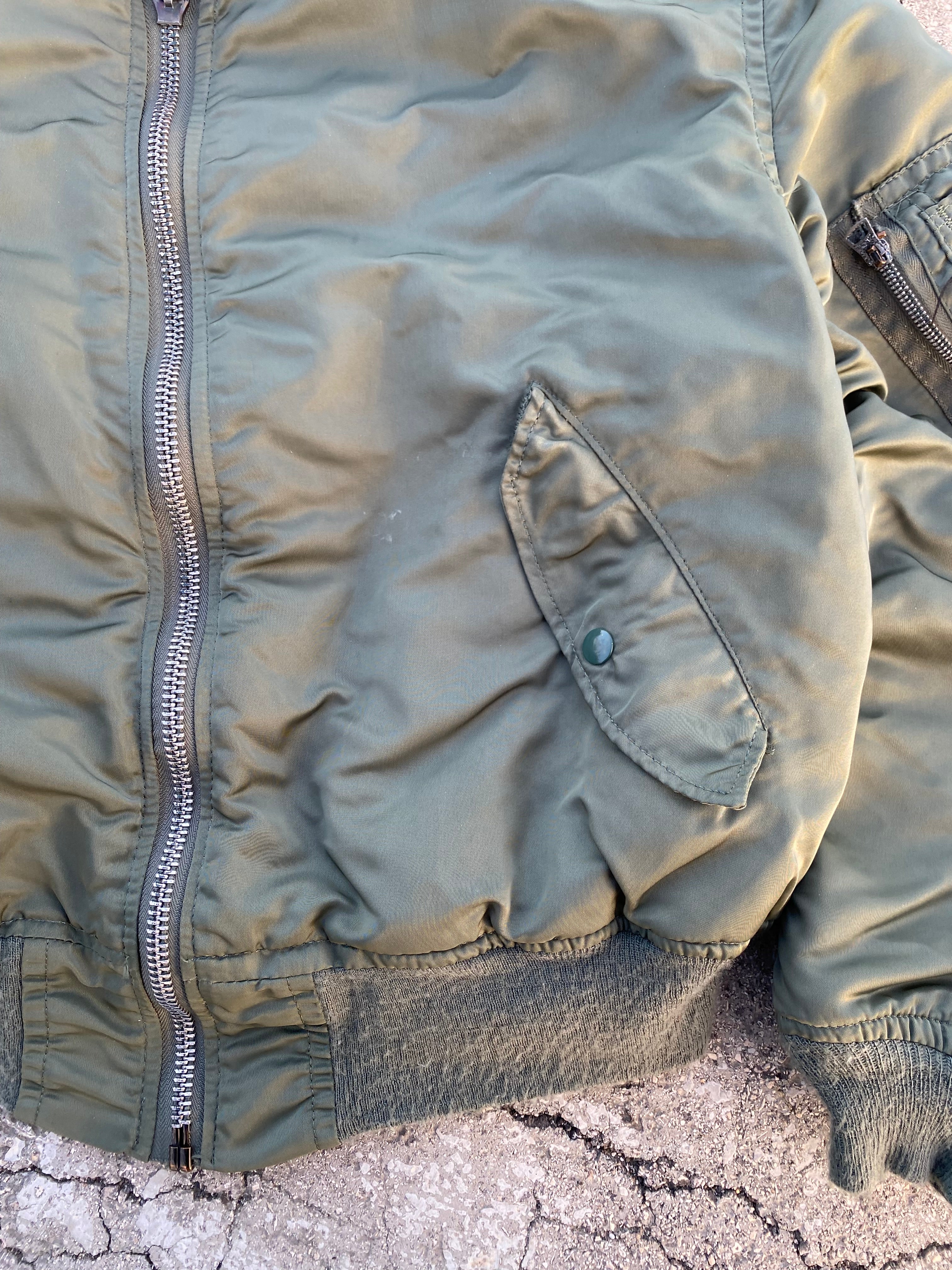 1980’S ALPHA IND. MA-1 JACKET (L-XL)