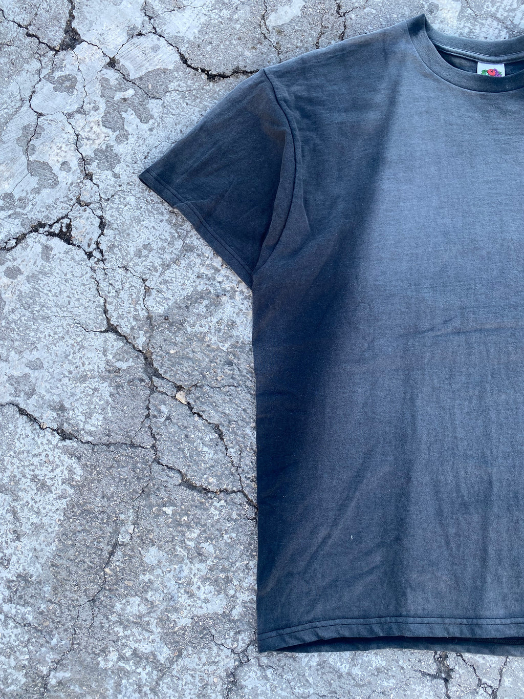 2000’S SUN FADE “FIERY CROSS” TEE (XL)