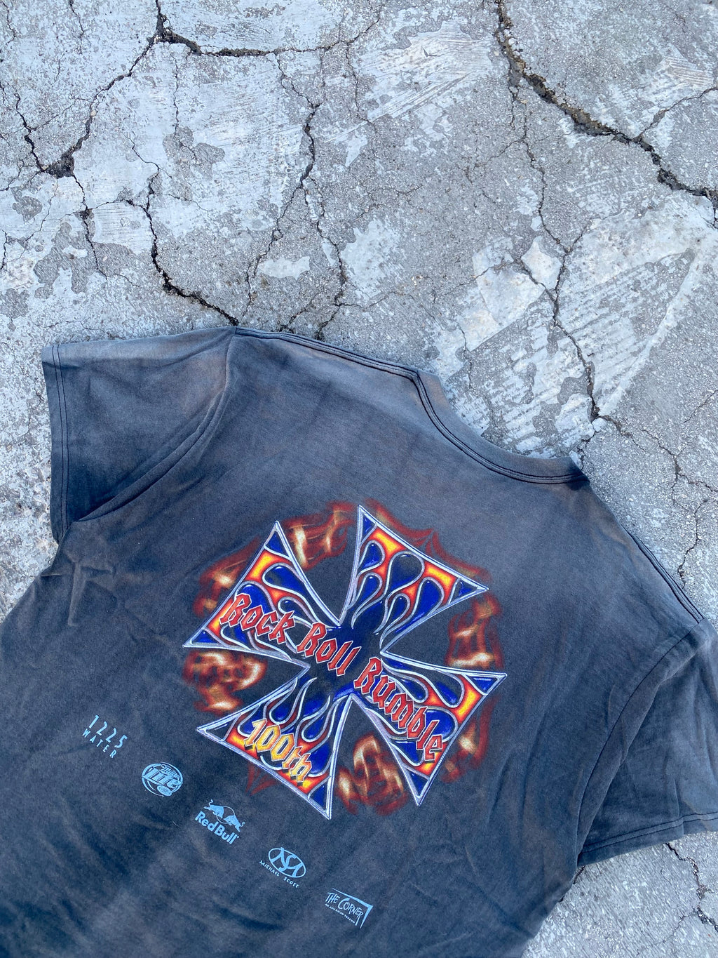 2000’S SUN FADE “FIERY CROSS” TEE (XL)