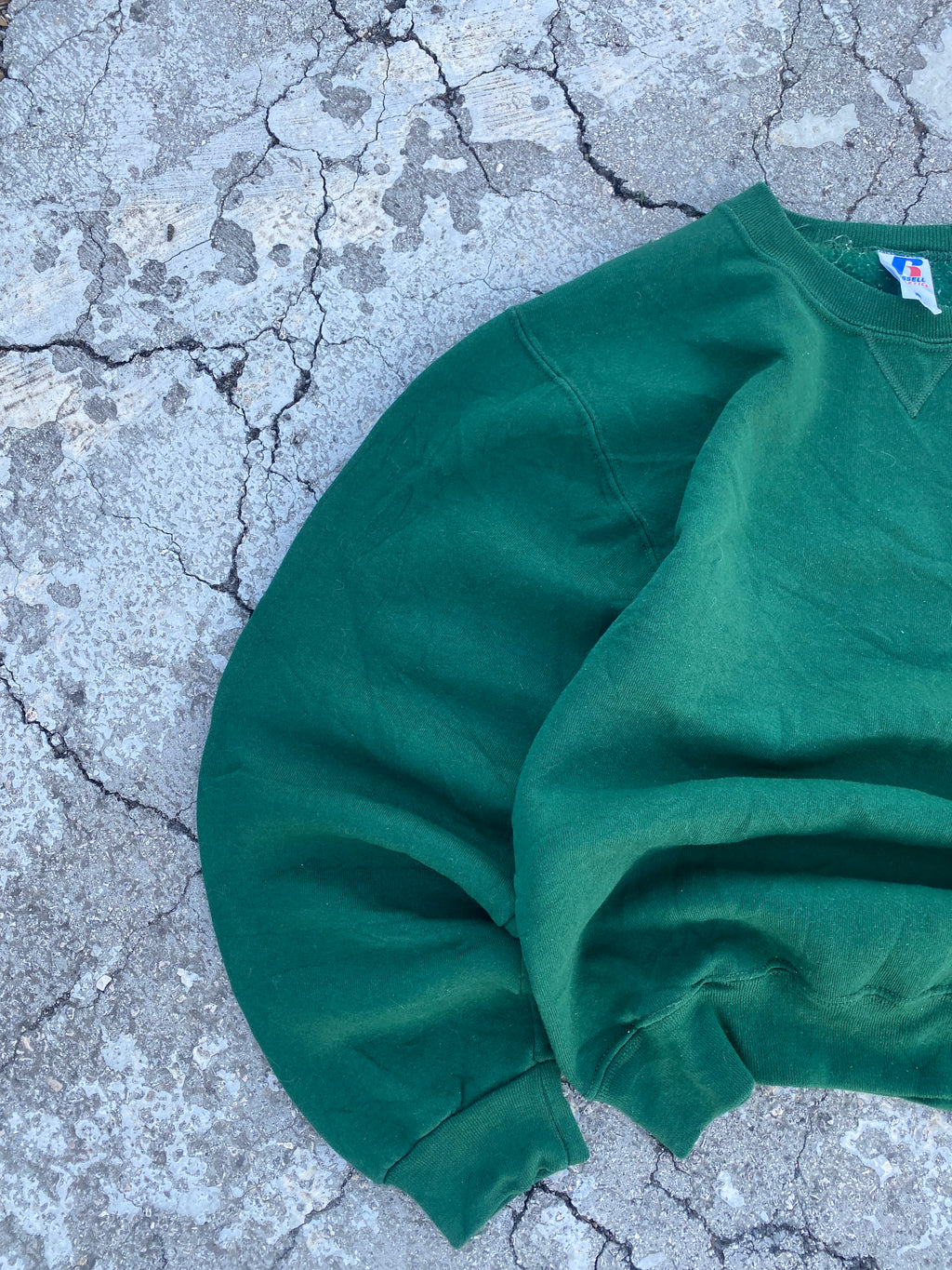 2000’S RUSSELL ATHLETIC PINE BLANK CREWNECK (XS)