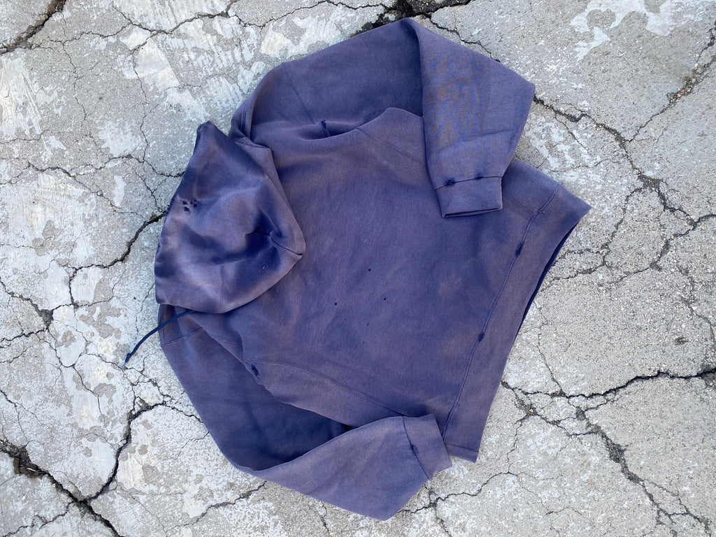 2000’S SUN FADE RUSSELL ATHLETIC BLANK HOODIE (M)