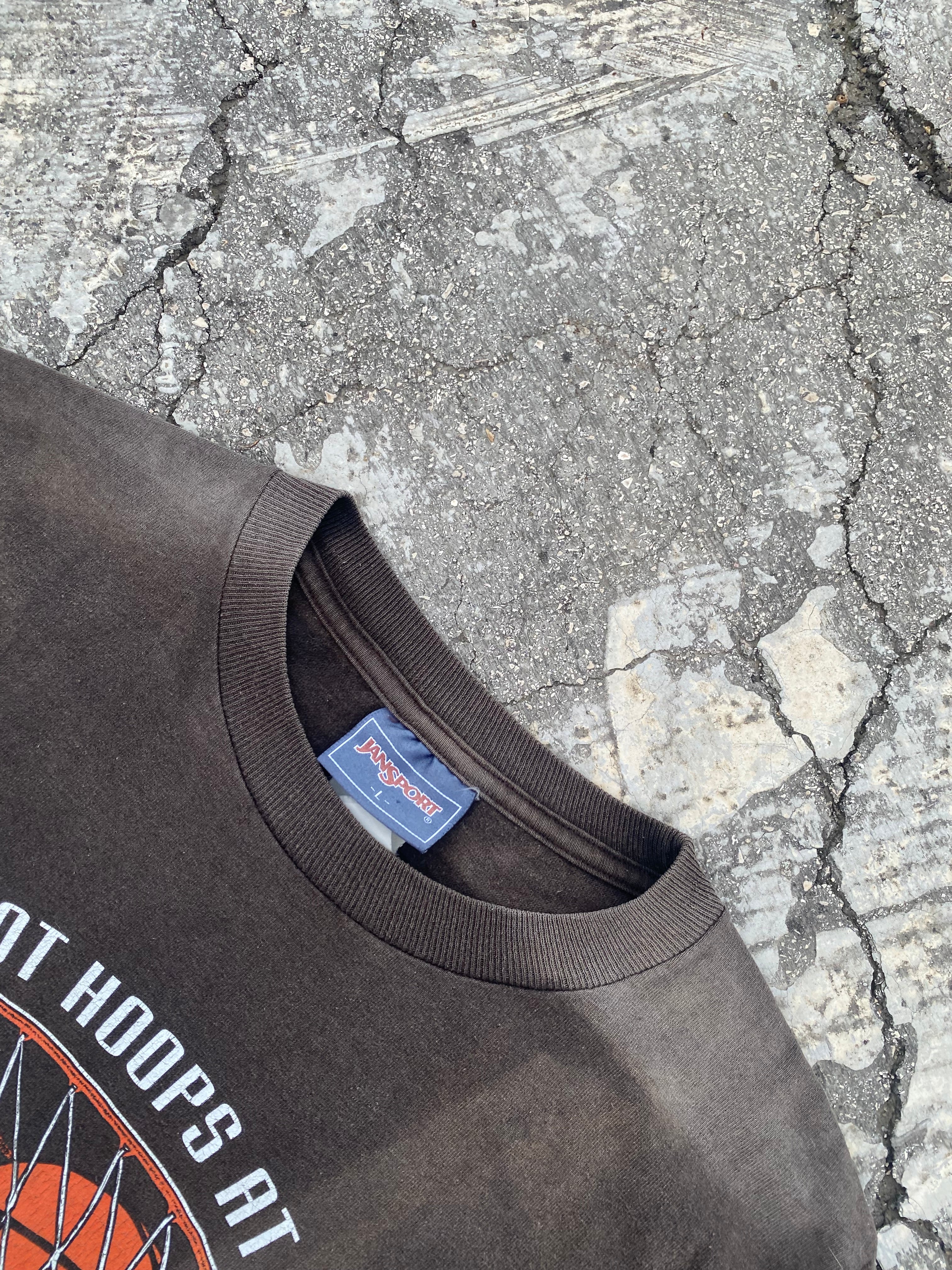 1990’S SUN FADED BASKETBALL TEE (XS)