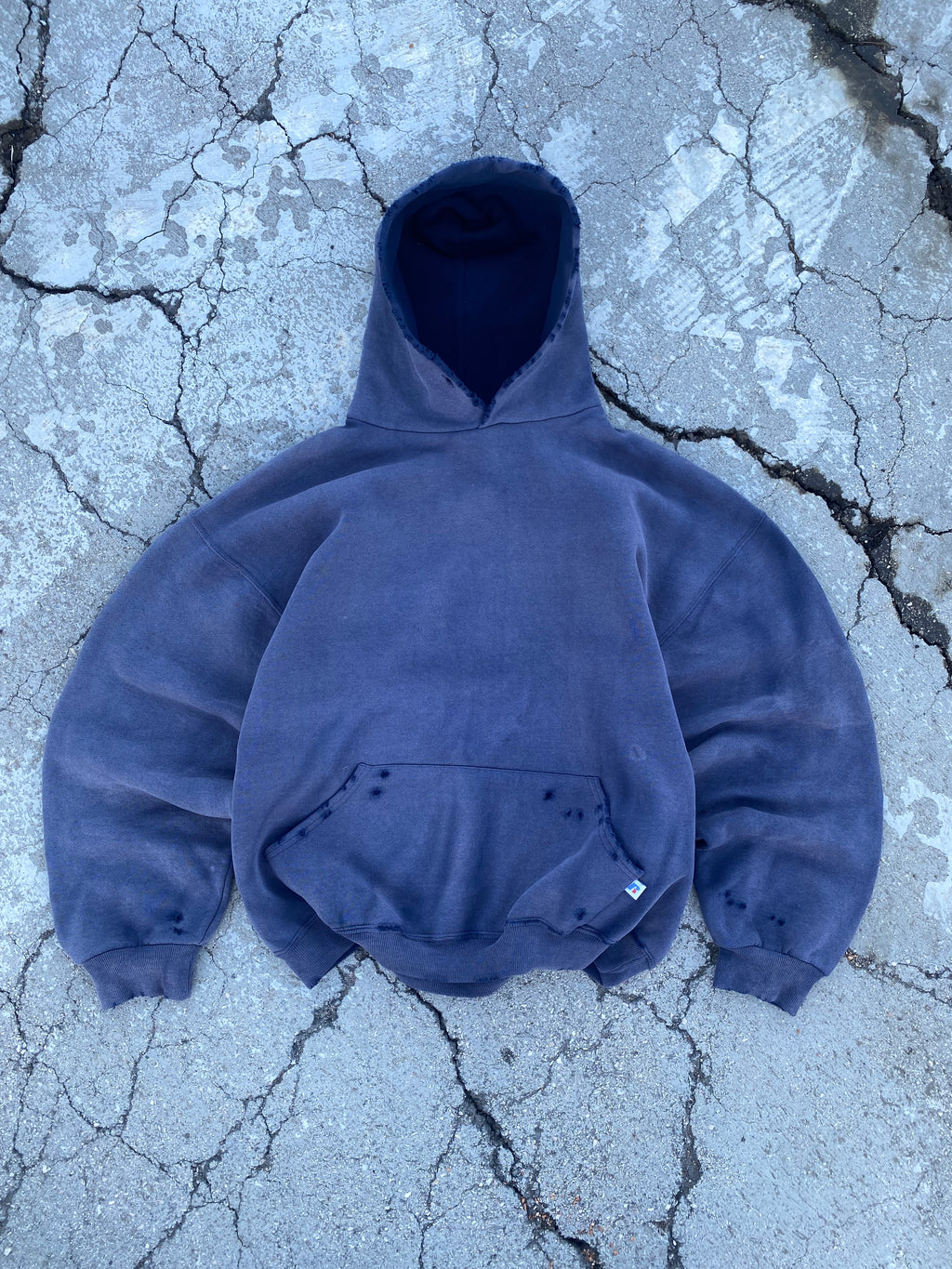 2000’S SUN FADE RUSSELL ATHLETIC BLANK HOODIE (L-XL)