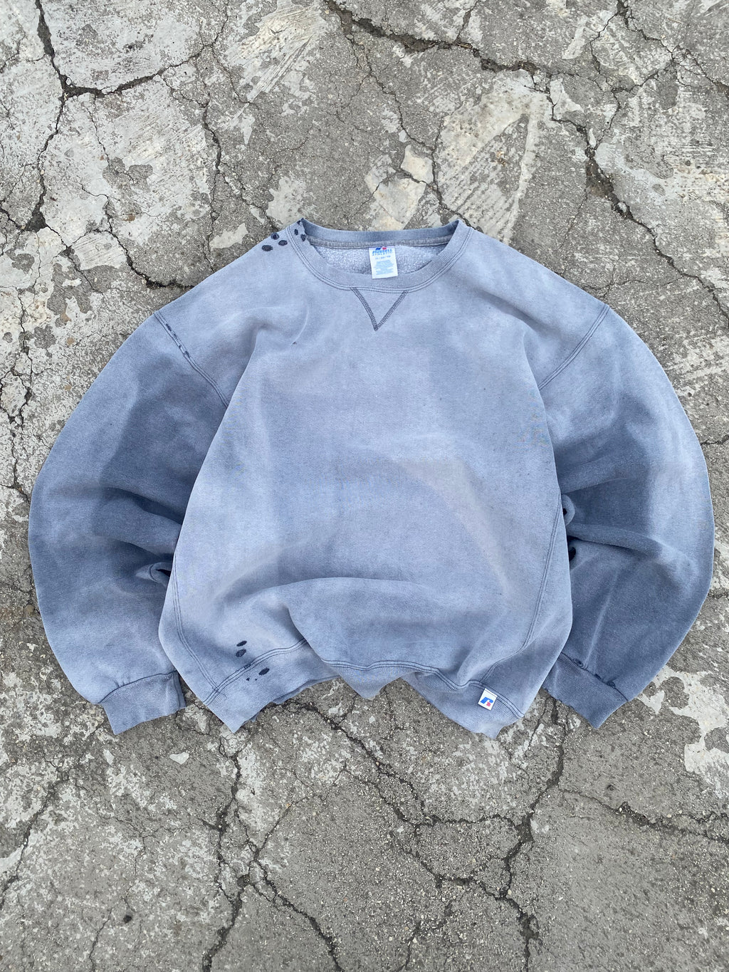 2000’S SUN FADE RUSSELL ATHLETIC DISTRESSED CREWNECK (XL-XXL)
