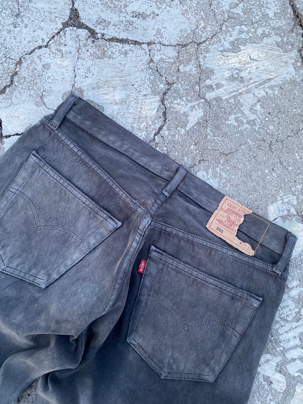 1990’S LEVI’S 501 SHADE (W30)