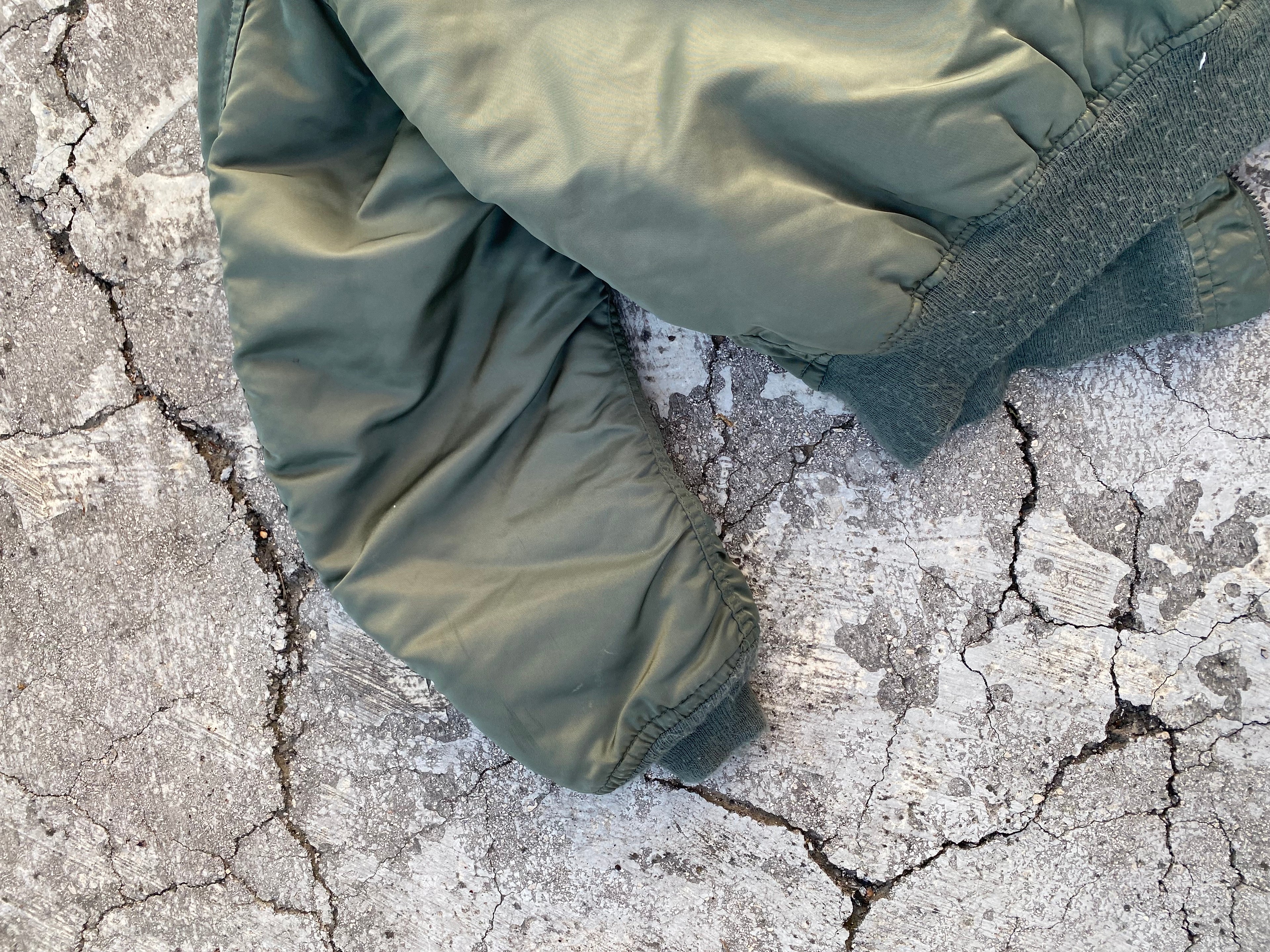 1980’S ALPHA IND. MA-1 JACKET (L-XL)