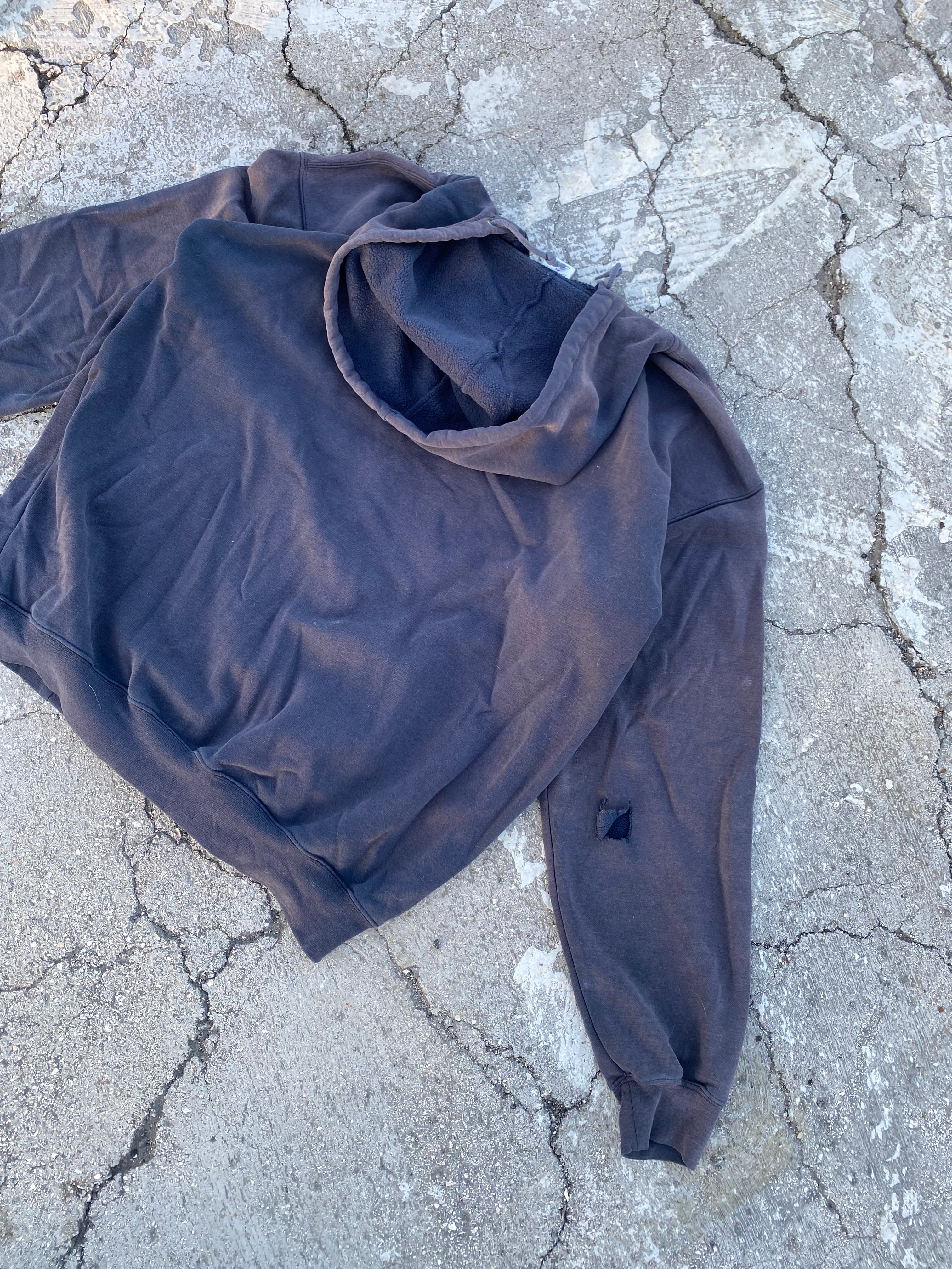 2000’S SUN FADE CARHARTT DISTRESSED ZIP HOODIE (XL)