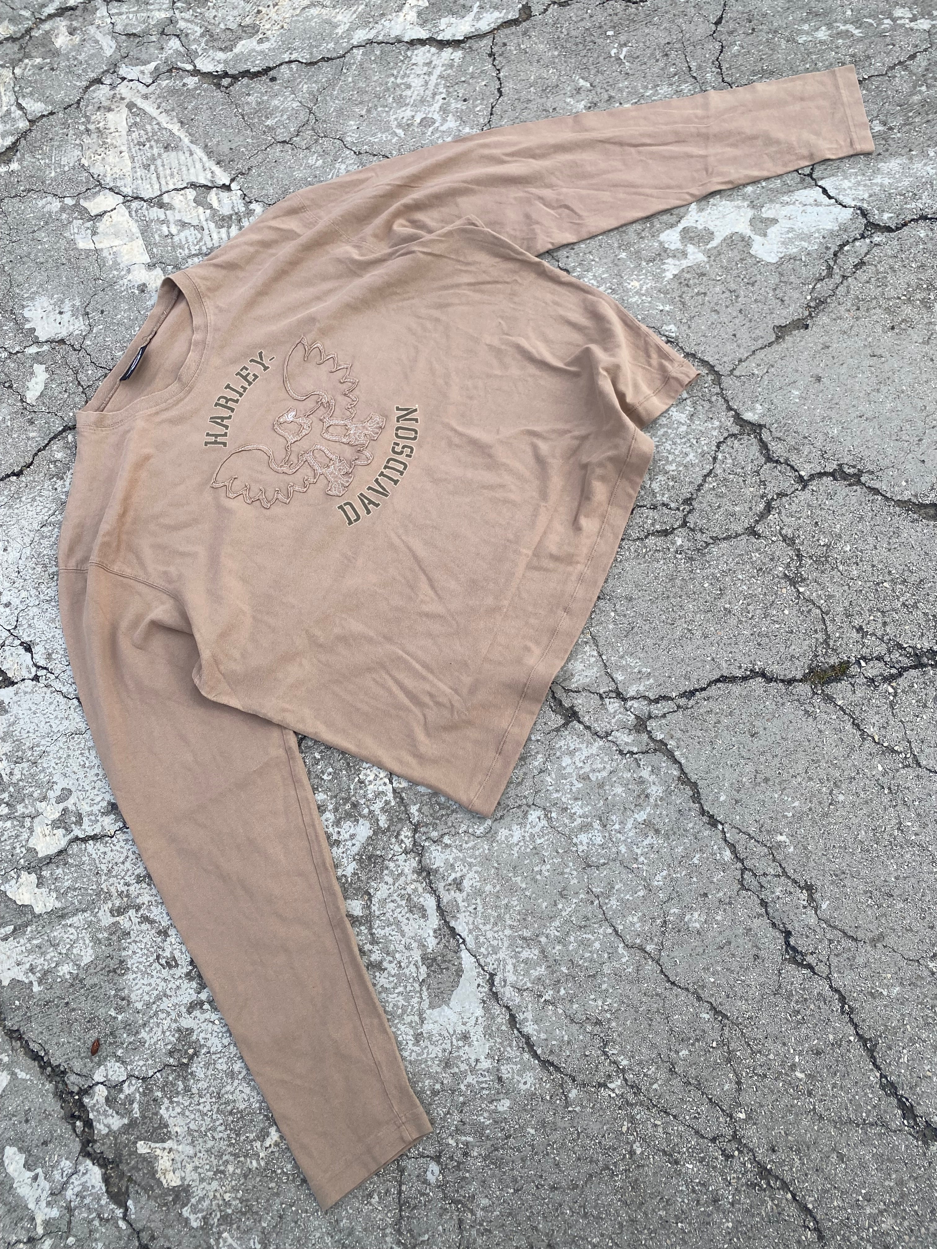 2000’S HARLEY DAVIDSON CROPPED “EAGLE” LONGSLEEVE (XXL)