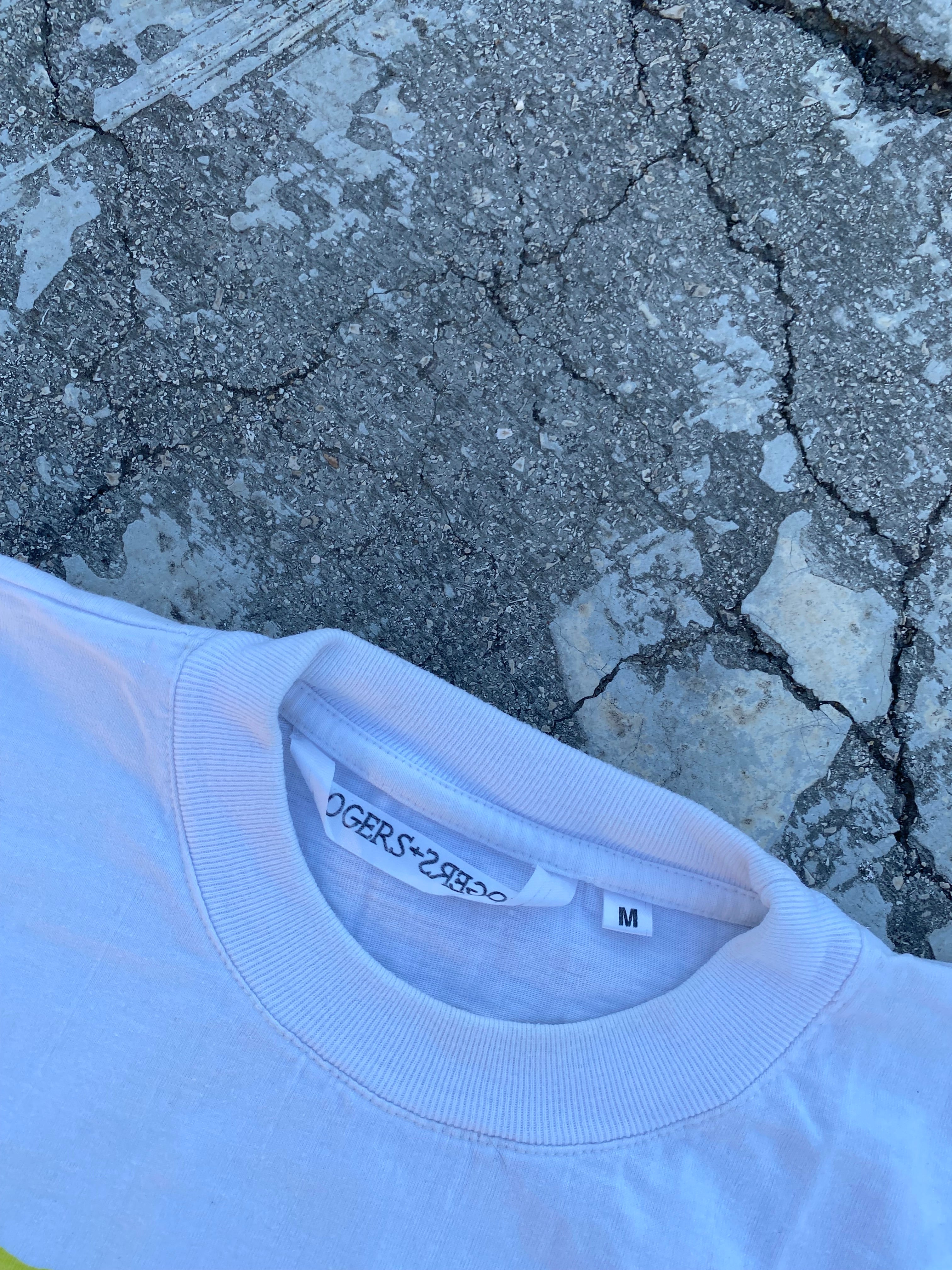 2000’S BEER IS BETTER THAN WOMAN TEE (M)