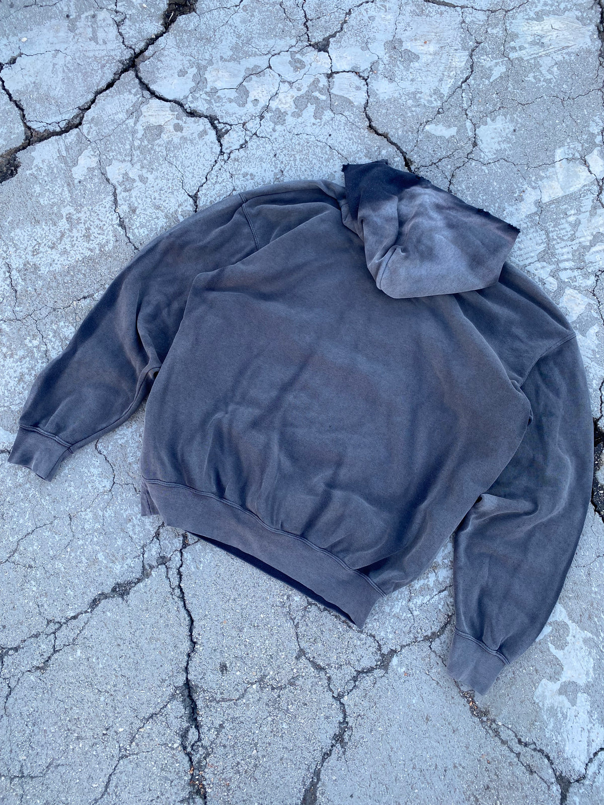 2000’S SUN FADE BLACK HOODIE (XL)