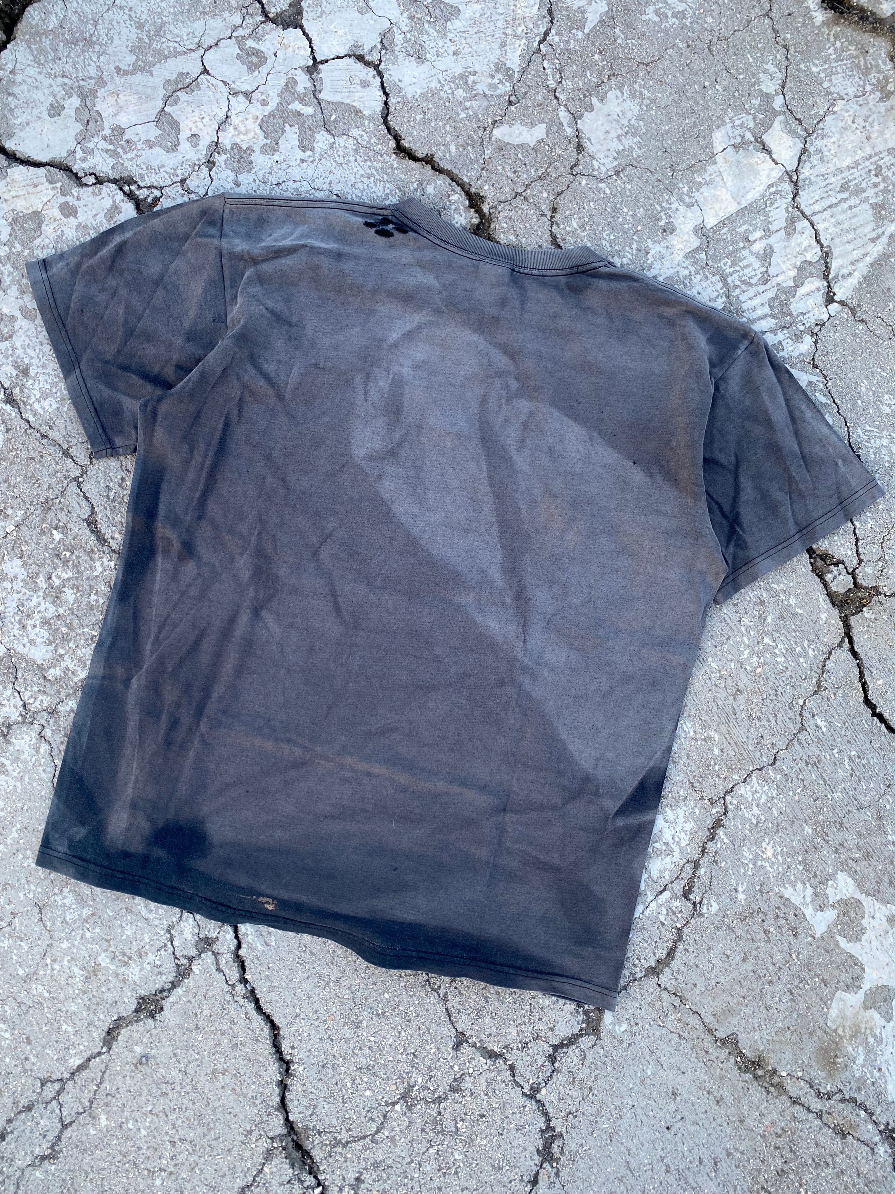 2000’S SKULL DISTRESSED TEE (XL)