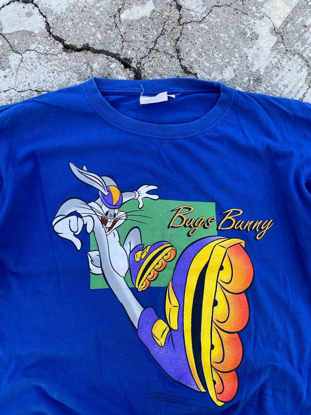 2000’S BUGS BUNNY TEE (M)
