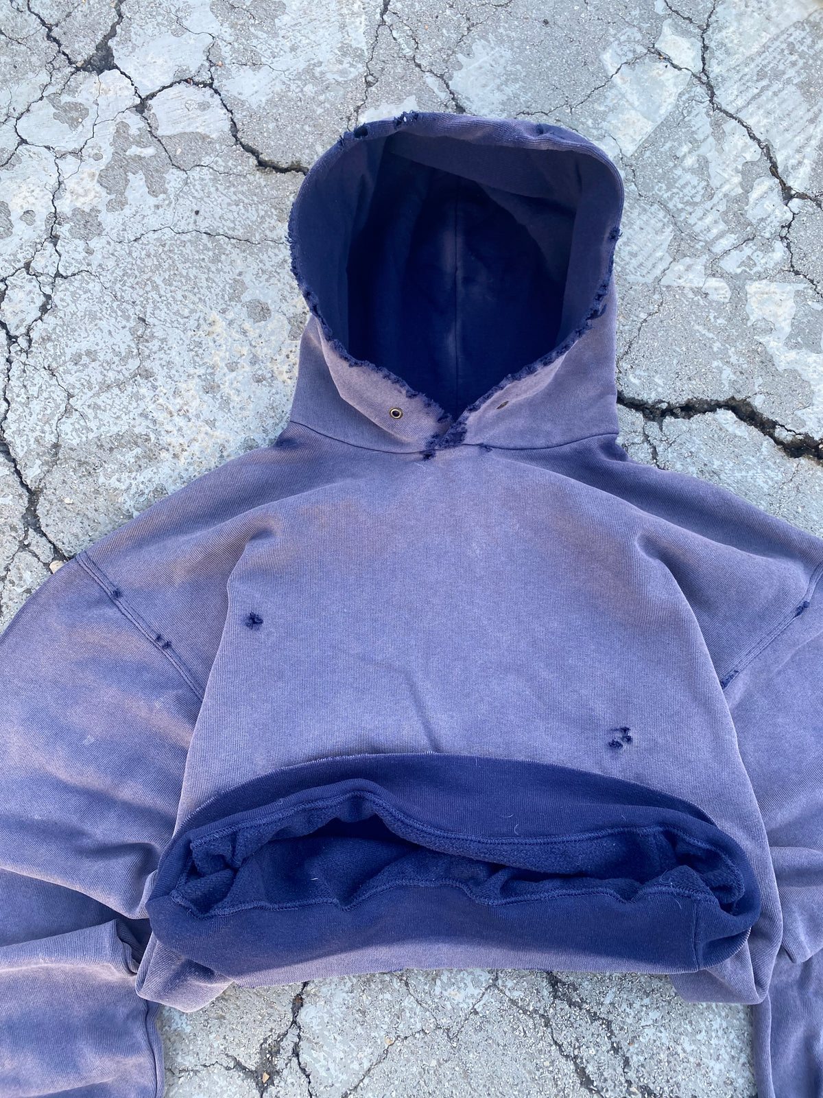 2000’S SUN FADE BLANK NAVY HOODIE (L)