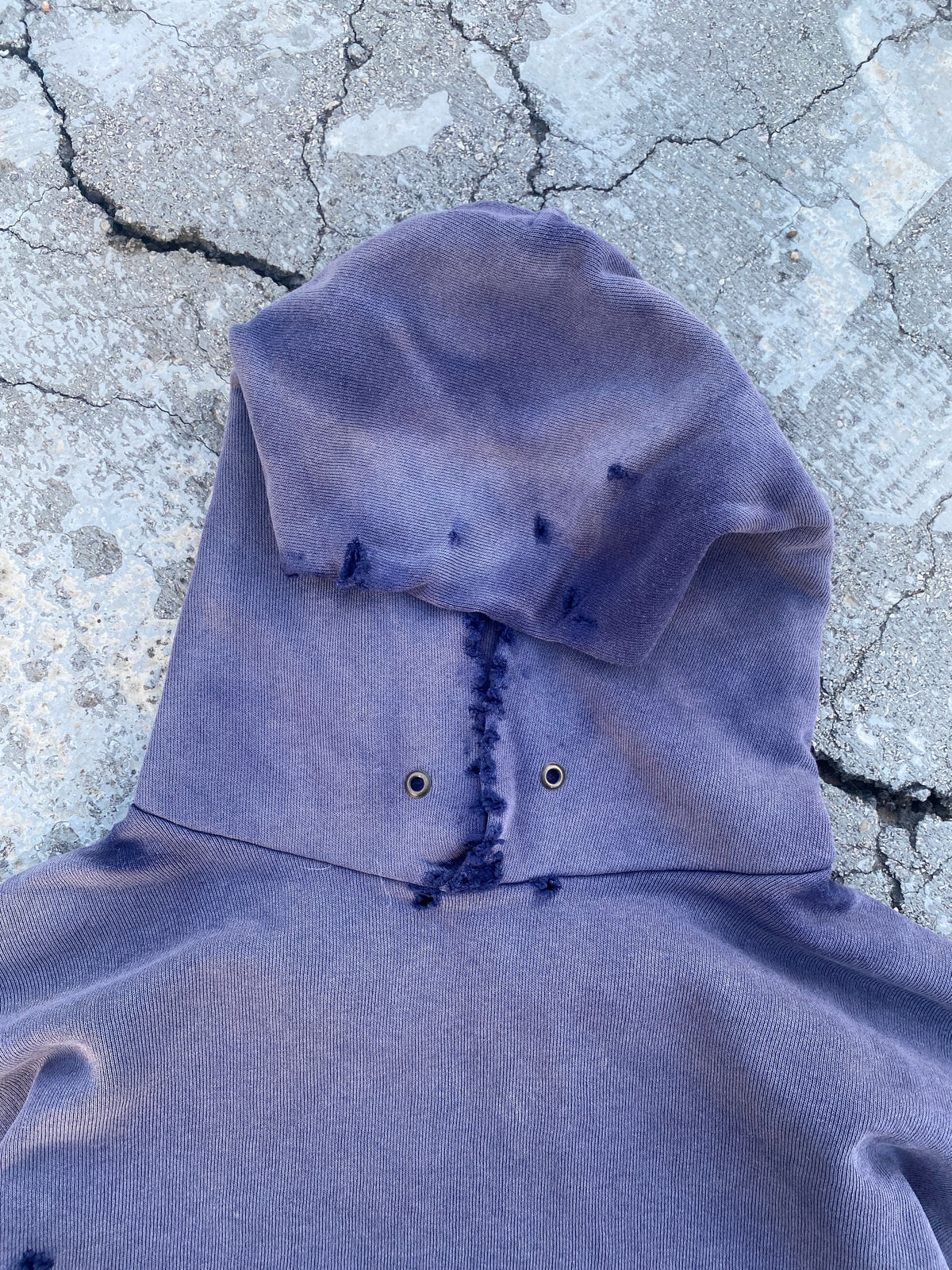 2000’S SUN FADE BLANK NAVY HOODIE (L)