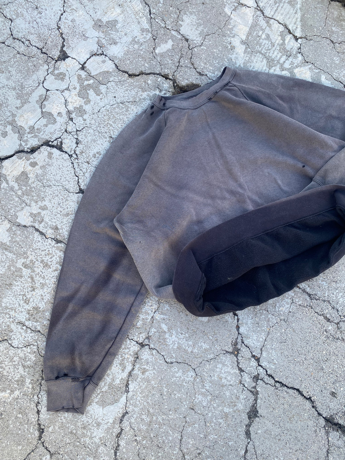 2000’S SUN FADE BLANK RAGLAN CREWNECK (XL)