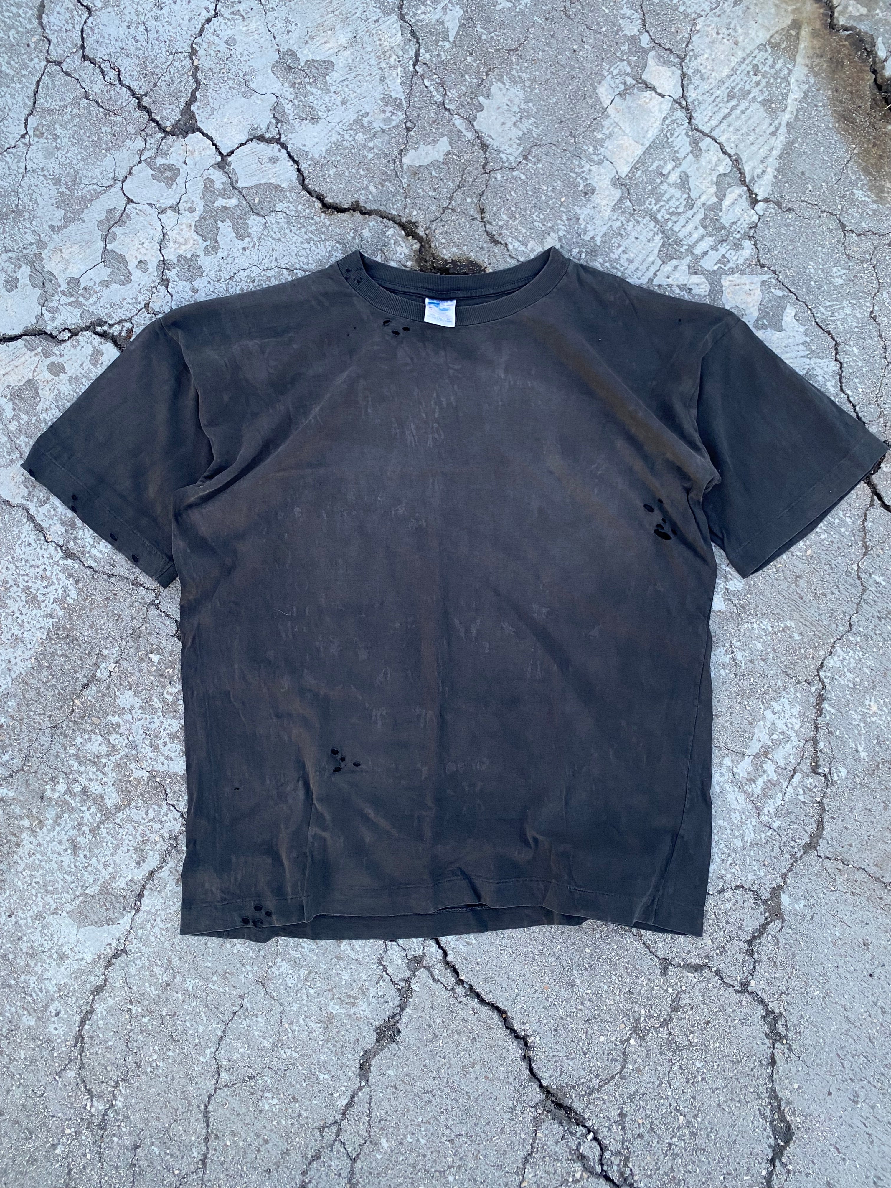 1990’S SINGLE STITCH BLANK FADED/DISTRESSED TEE (XL)