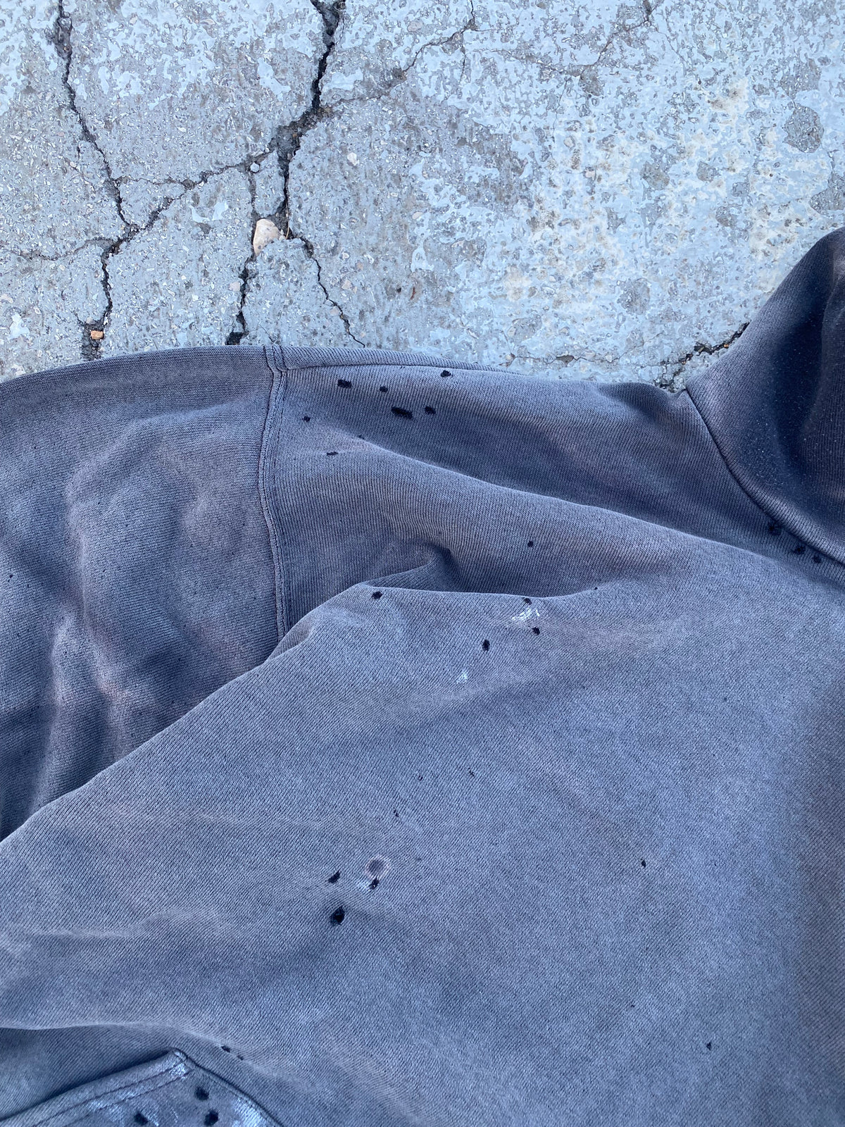 2000’S SUN FADE BLACK HOODIE (XL)