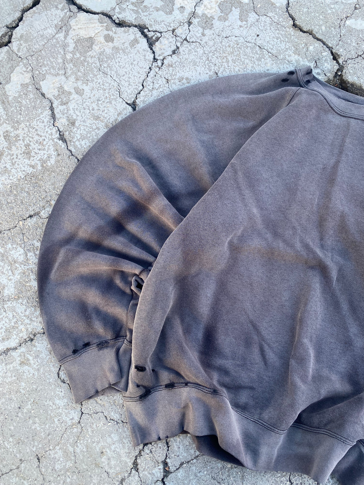 2000’S SUN FADE BLANK RAGLAN CREWNECK (XL)