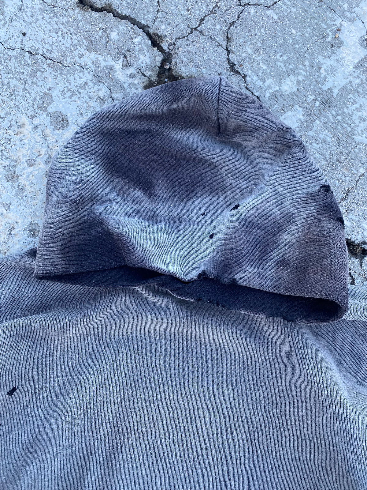 2000’S SUN FADE BLANK DISTRESSING HOODIE (XL)