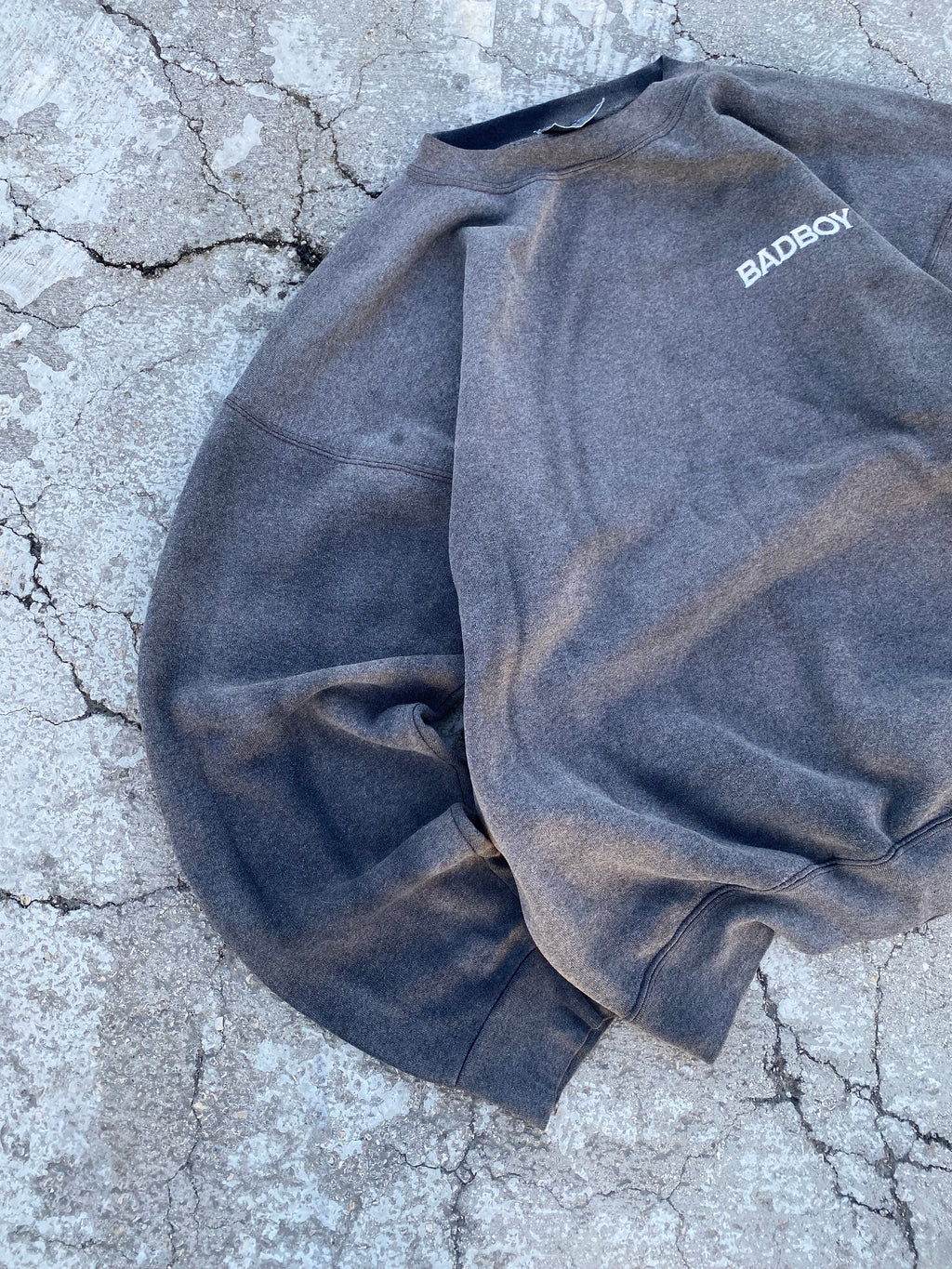 1990’S SUN FADE “BADBOY” CREWNECK (XL)