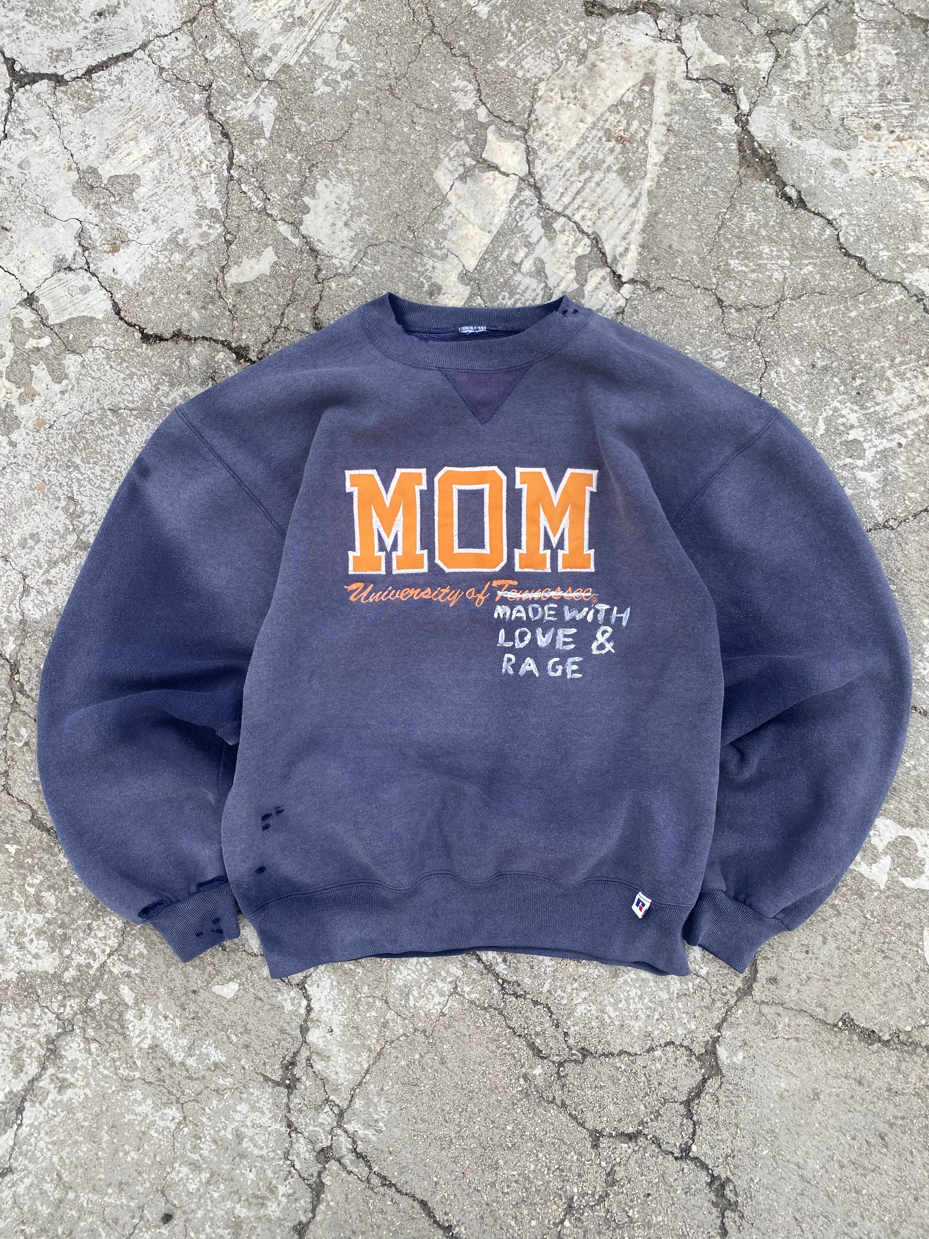 1990’S SUN FADED “MOM” RUSSELL ATHLETIC DISTRESSED CREWNECK (L)