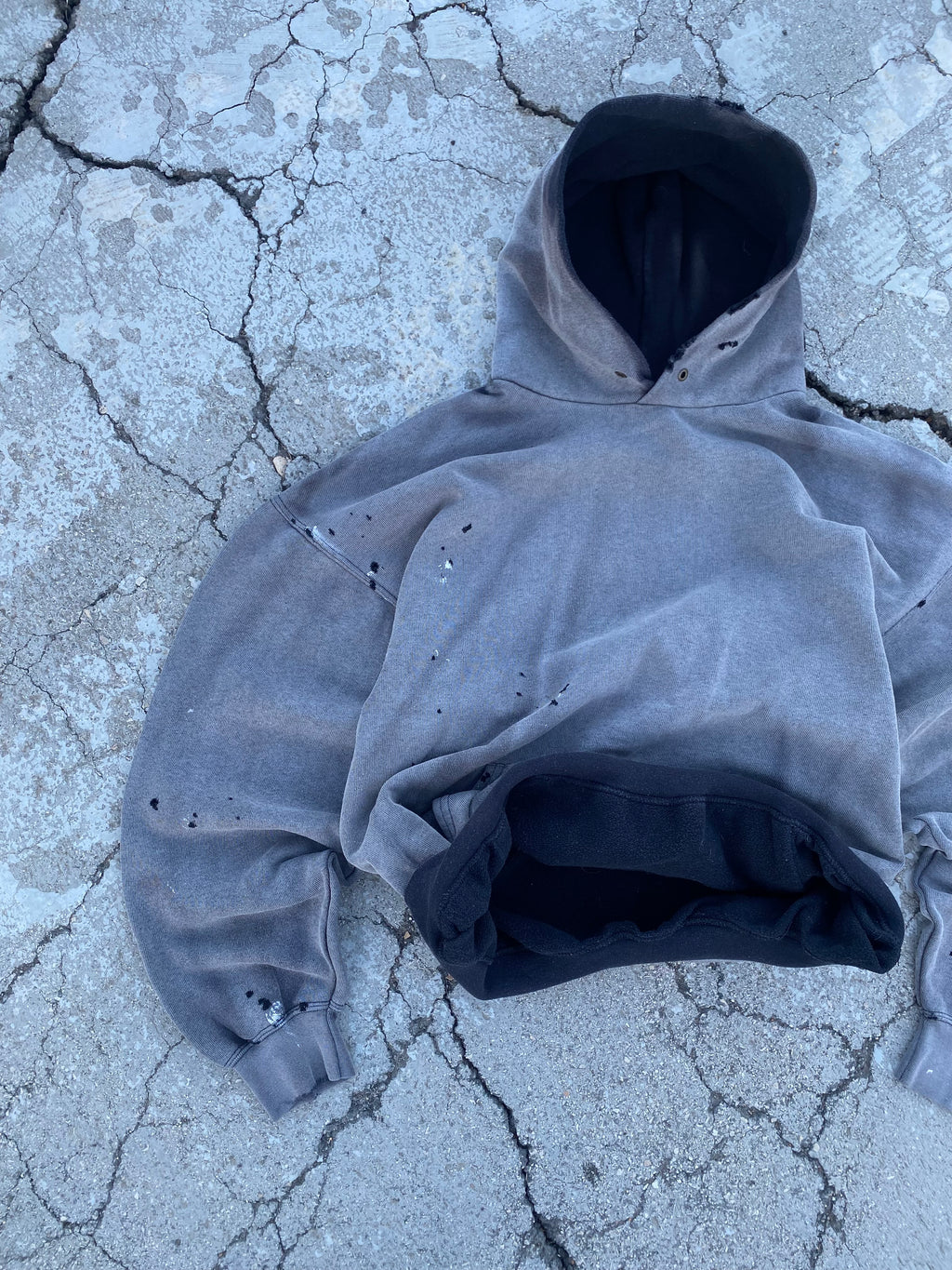 2000’S SUN FADE BLANK DISTRESSING HOODIE (XL)
