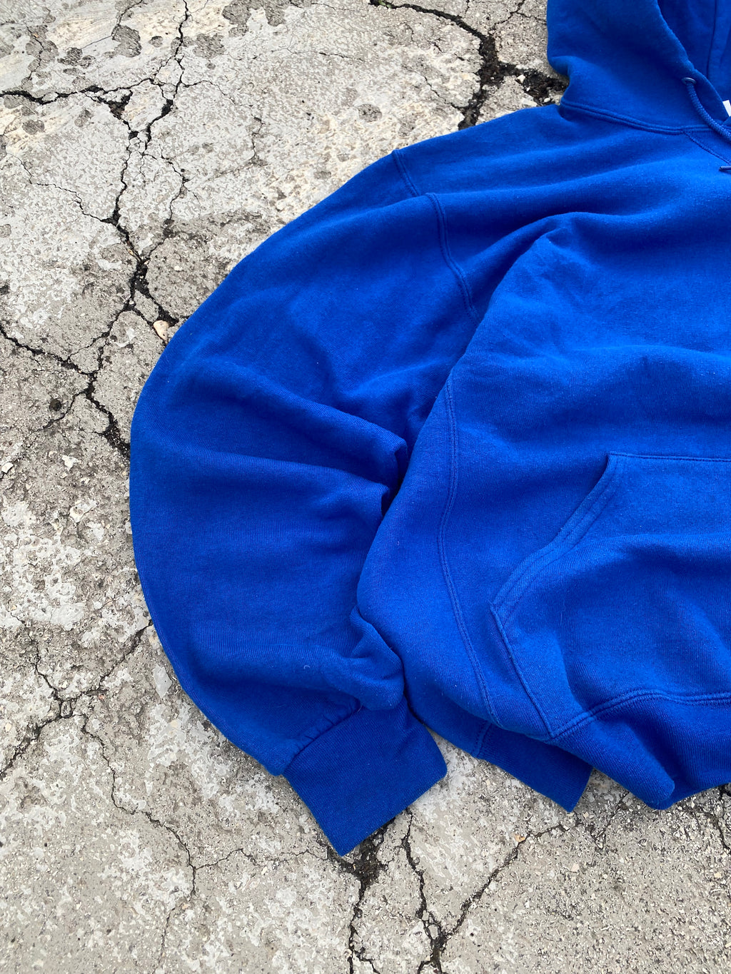 2000’S RUSSELL ATHLETIC BLUE BLANK HOODIE (M)