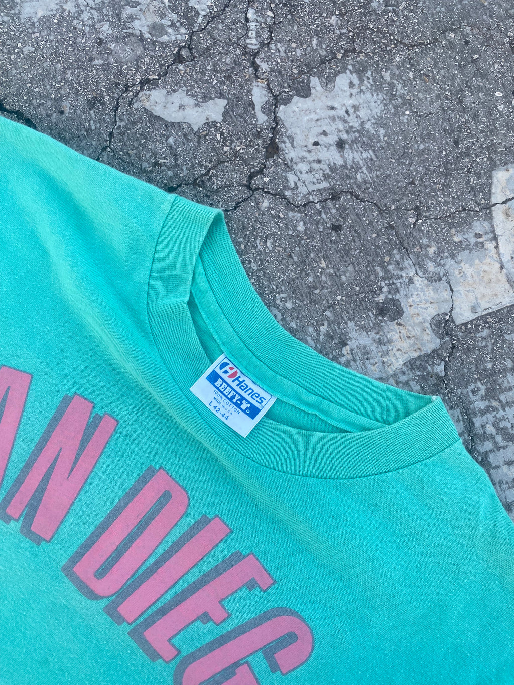 1990’S HANES CALIFORNIA SINGLE STITCH TEE (S-M)