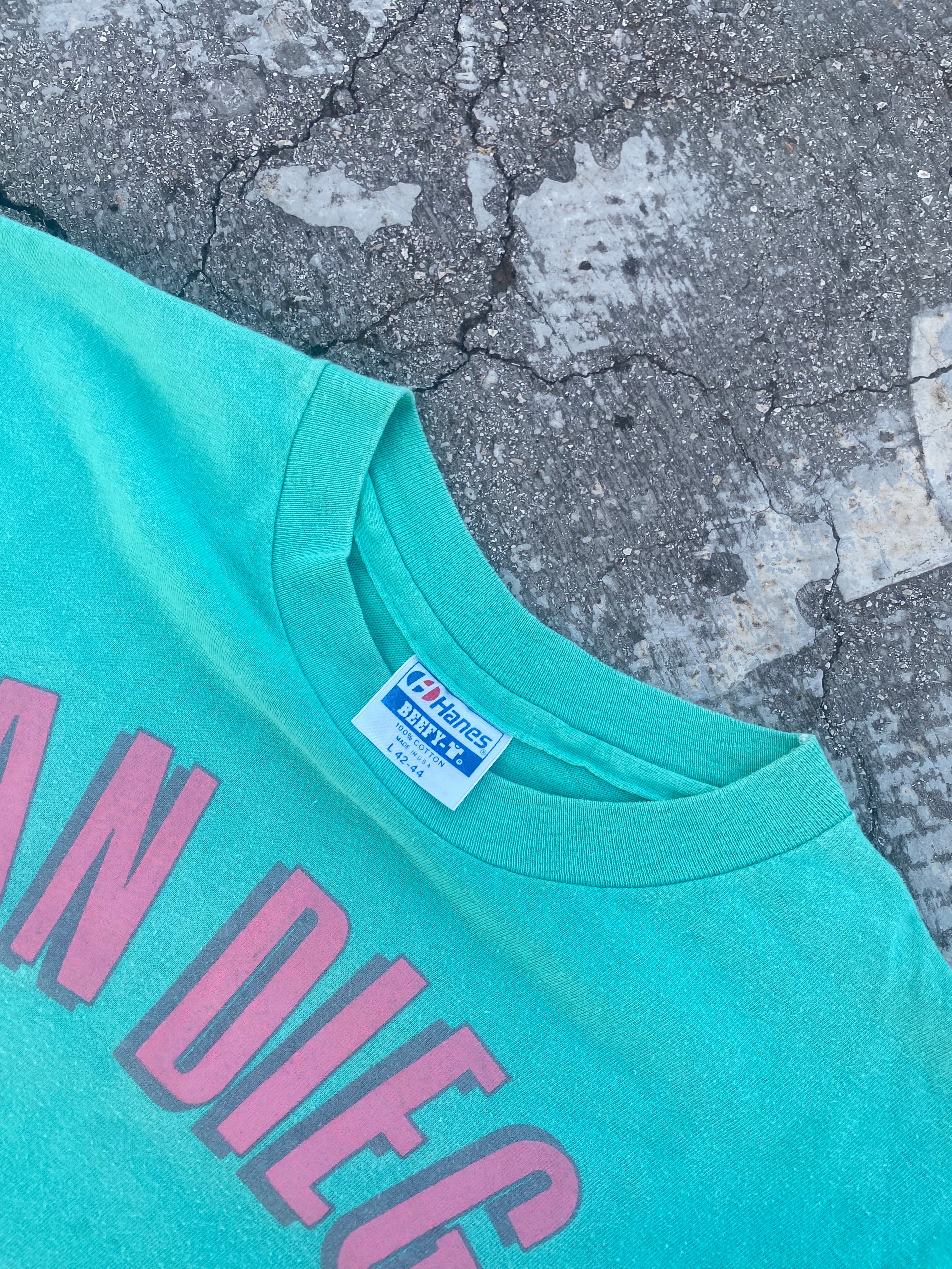 1990’S HANES CALIFORNIA SINGLE STITCH TEE (S-M)