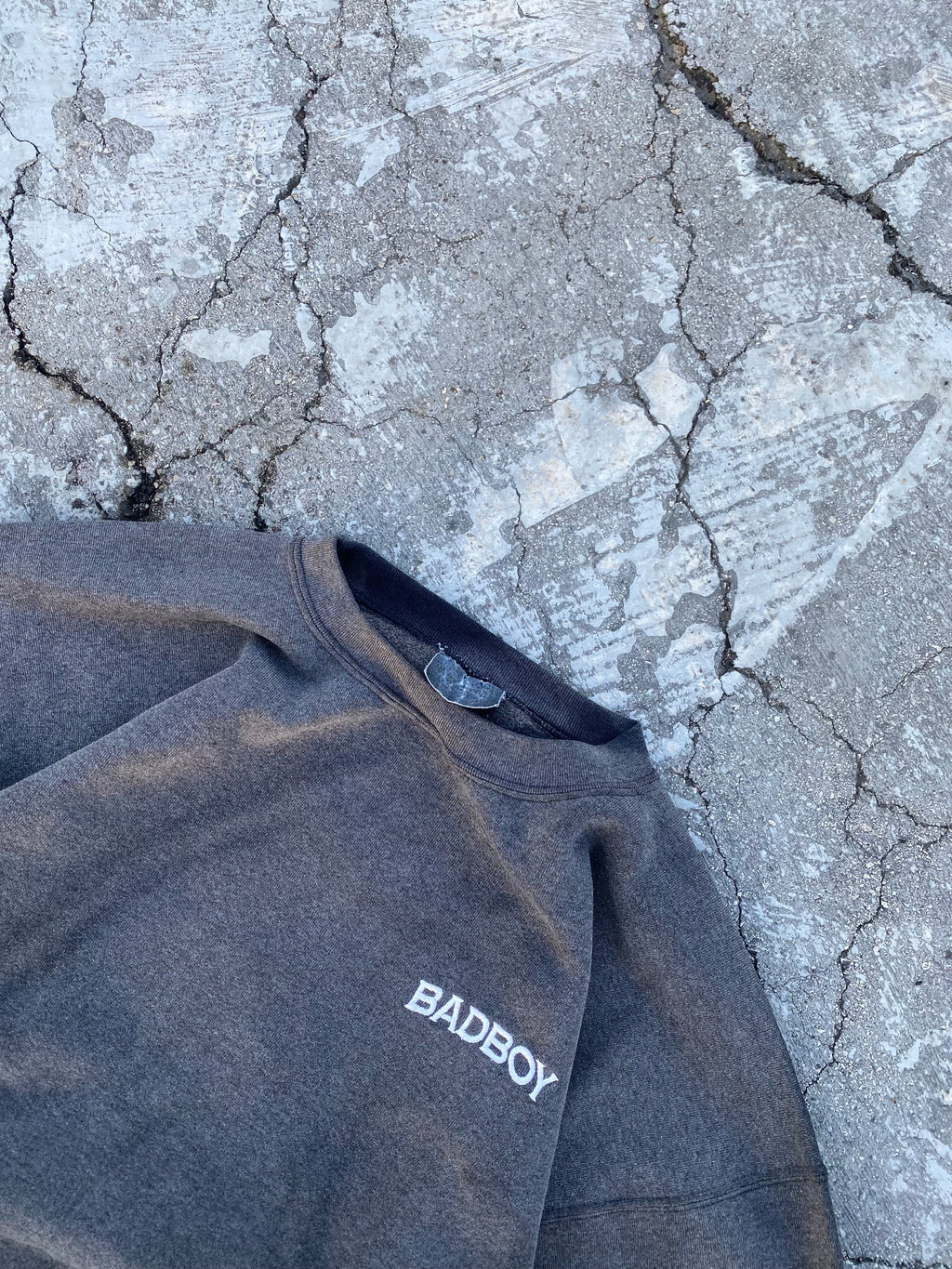 1990’S SUN FADE “BADBOY” CREWNECK (XL)