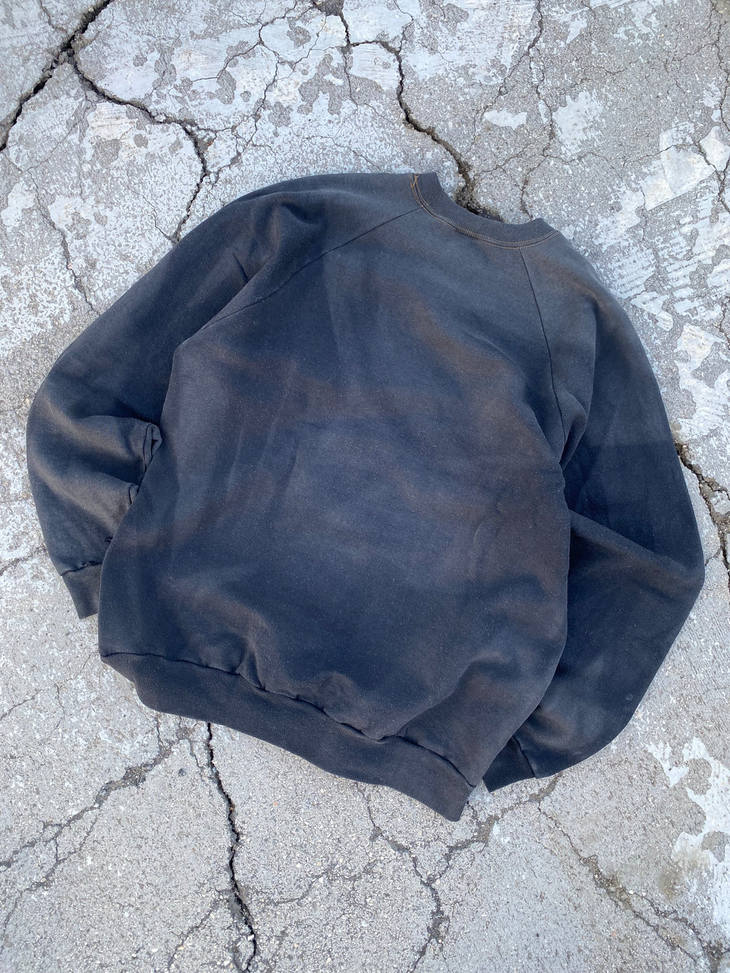 2000’S SUN FADE BLANK CREWNECK (XL)