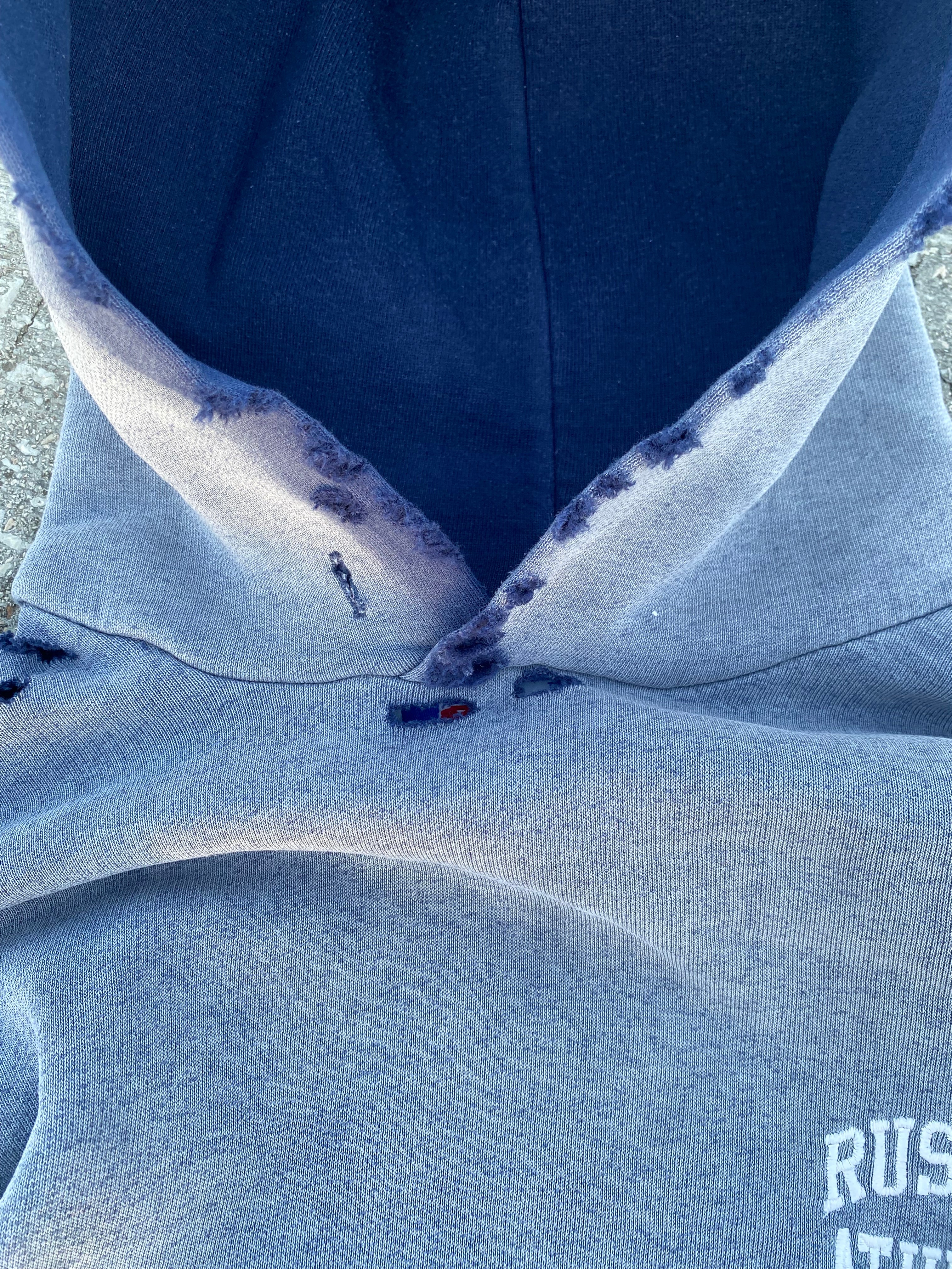1990’S SUN FADE DESTROYED RUSSELL ATHLETIC HOODIE (S-M)