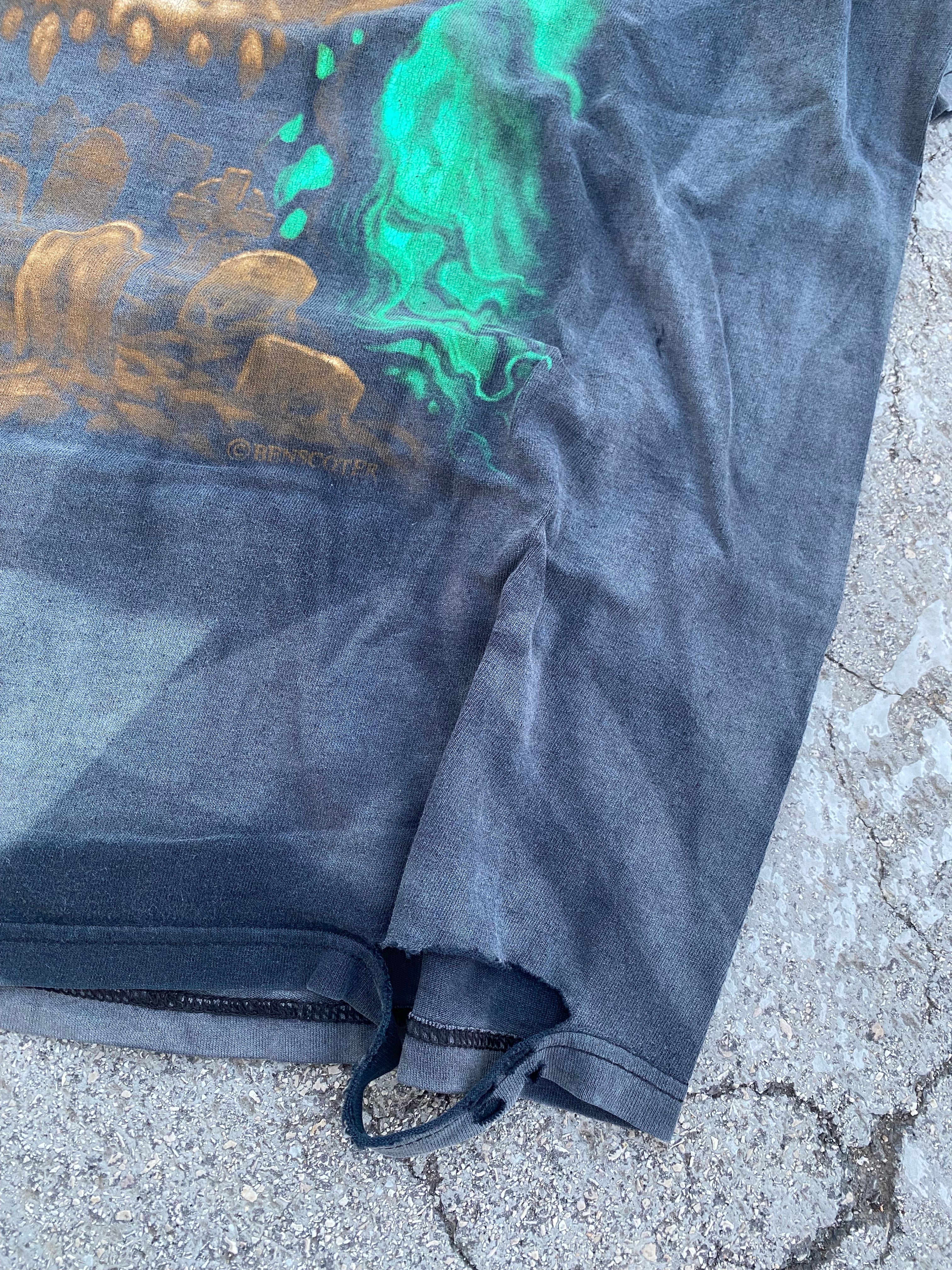 2000’S SKULL DISTRESSED TEE (XL)