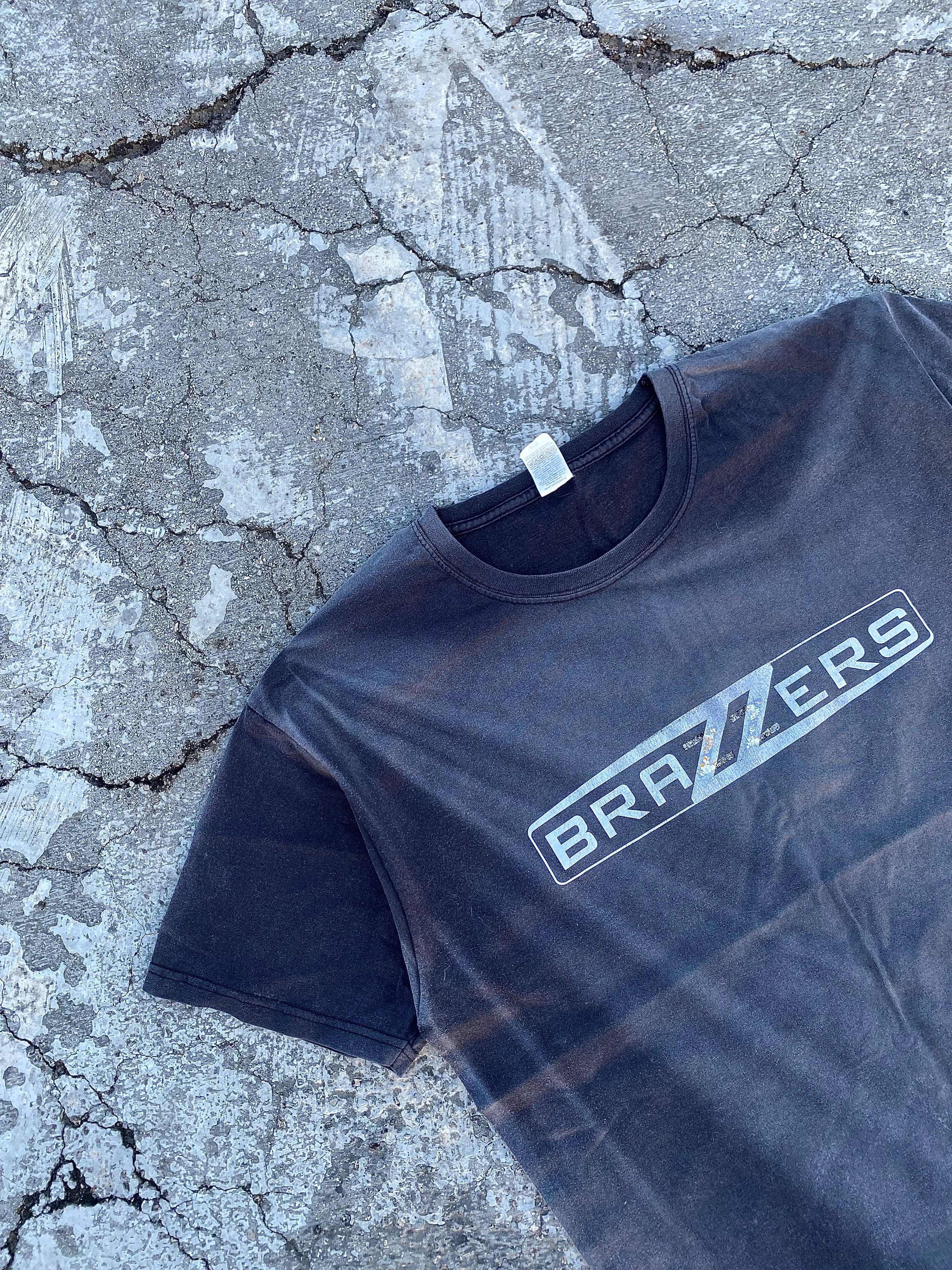 2000’S SUN FADE BRAZZ*RS TEE (L)
