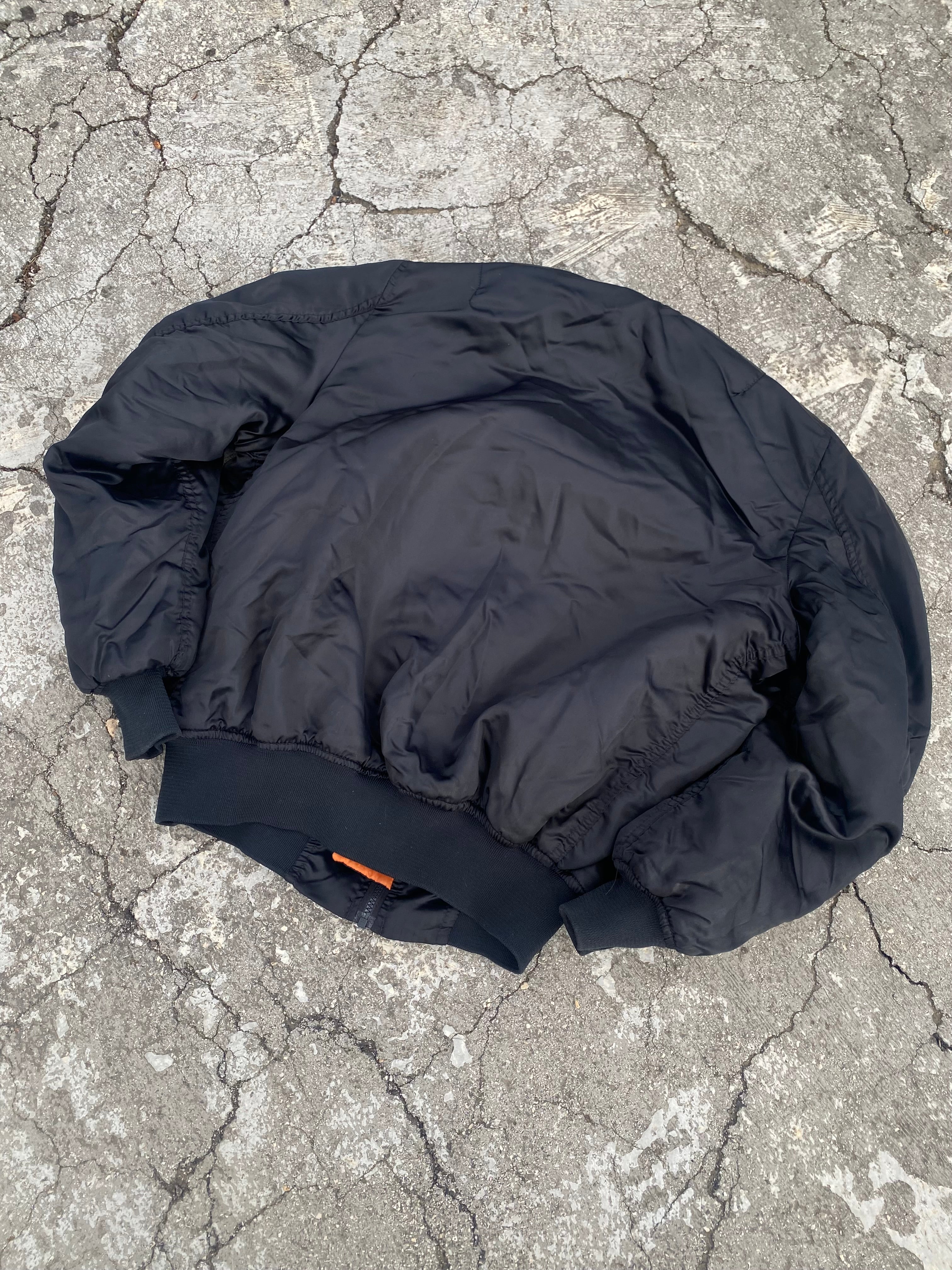 1990’S SHINY BLACK JACKET (XL)