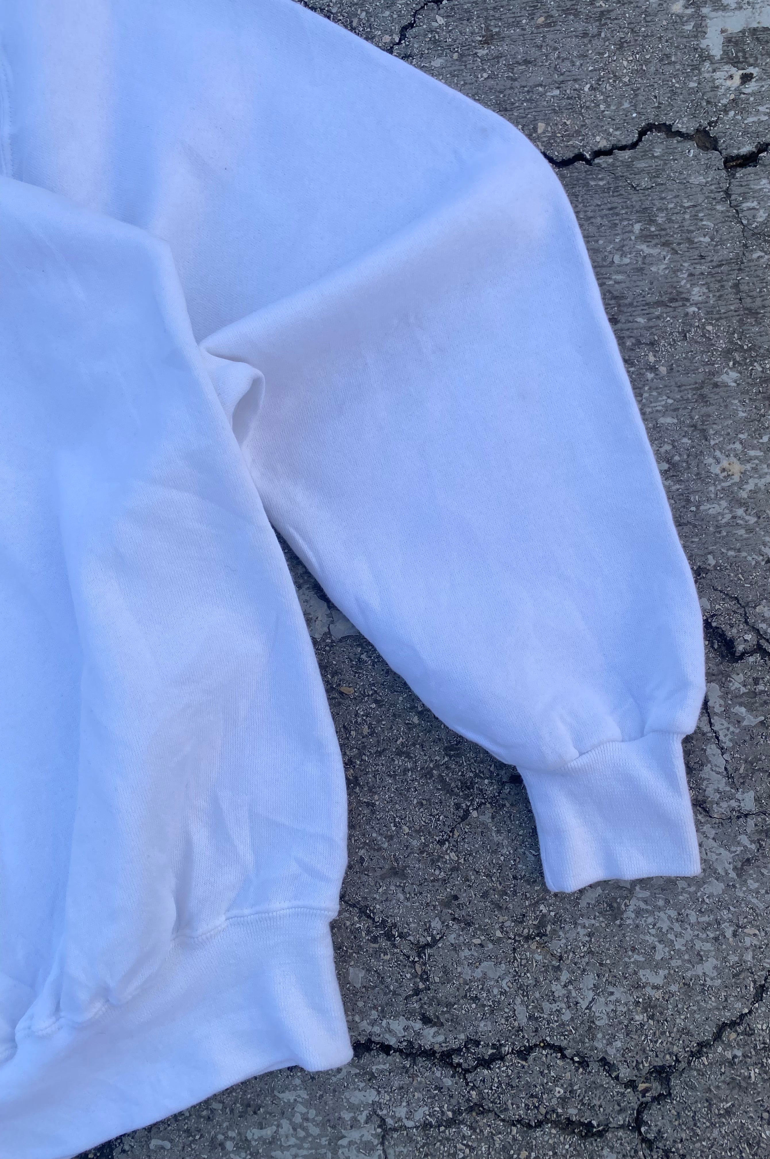 2000’S RUSSELL ATHLETIC BLANK WHITE HOODIE (XL)