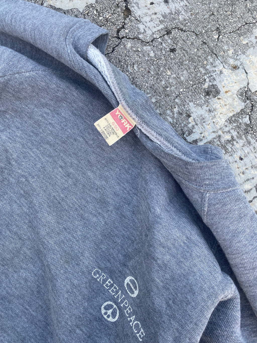 1970’S GREENPEACE Y RAGLAN CREWNECK (M-L)