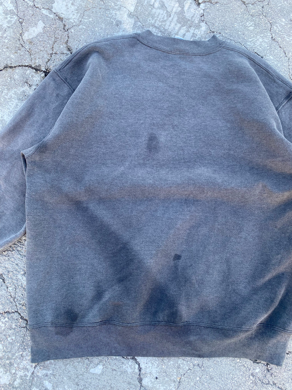 1990’S RUSSELL ATHLETIC SUN FADE BLANK REPAIR CREWNECK (L)