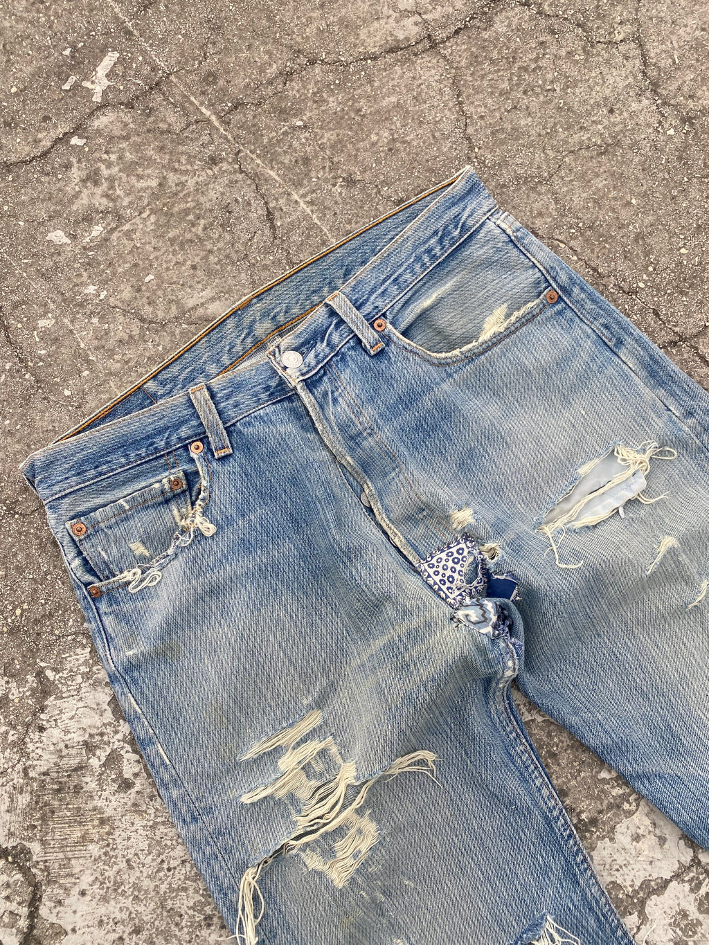 1990'S LEVI'S "BANDANA" 501 MADE IN USA (W33)