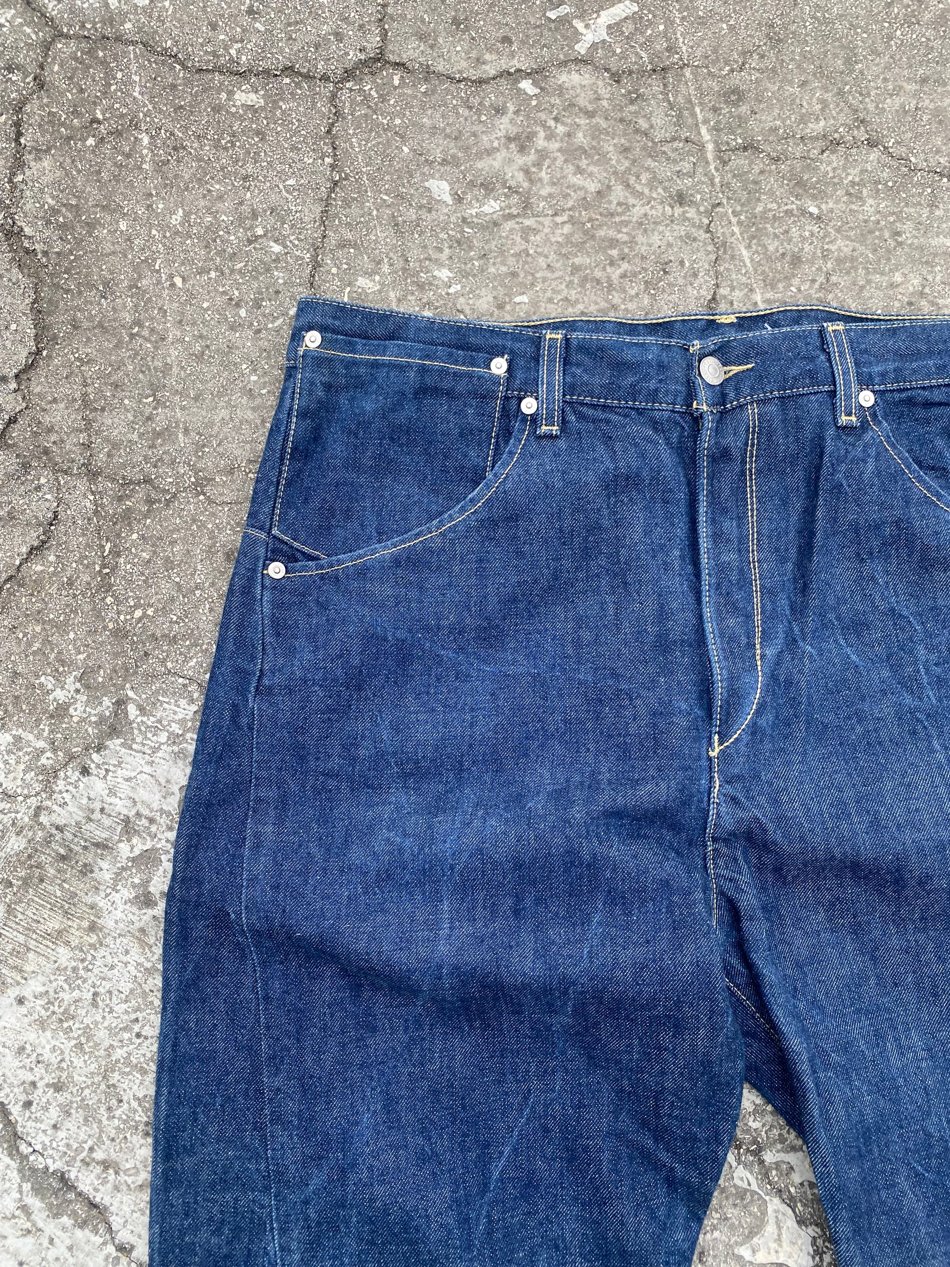 2000'S LEVI'S ENGINEERED "TWISTED LEG" RAW DENIM (W38)