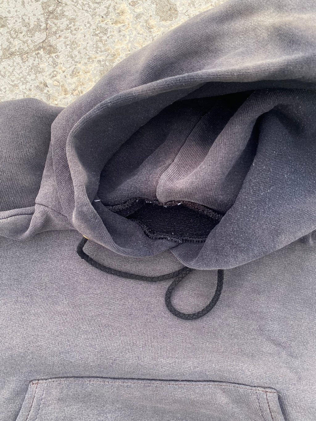 2000'S SUN FADE BLACK BLANK HOODIE (S-M)
