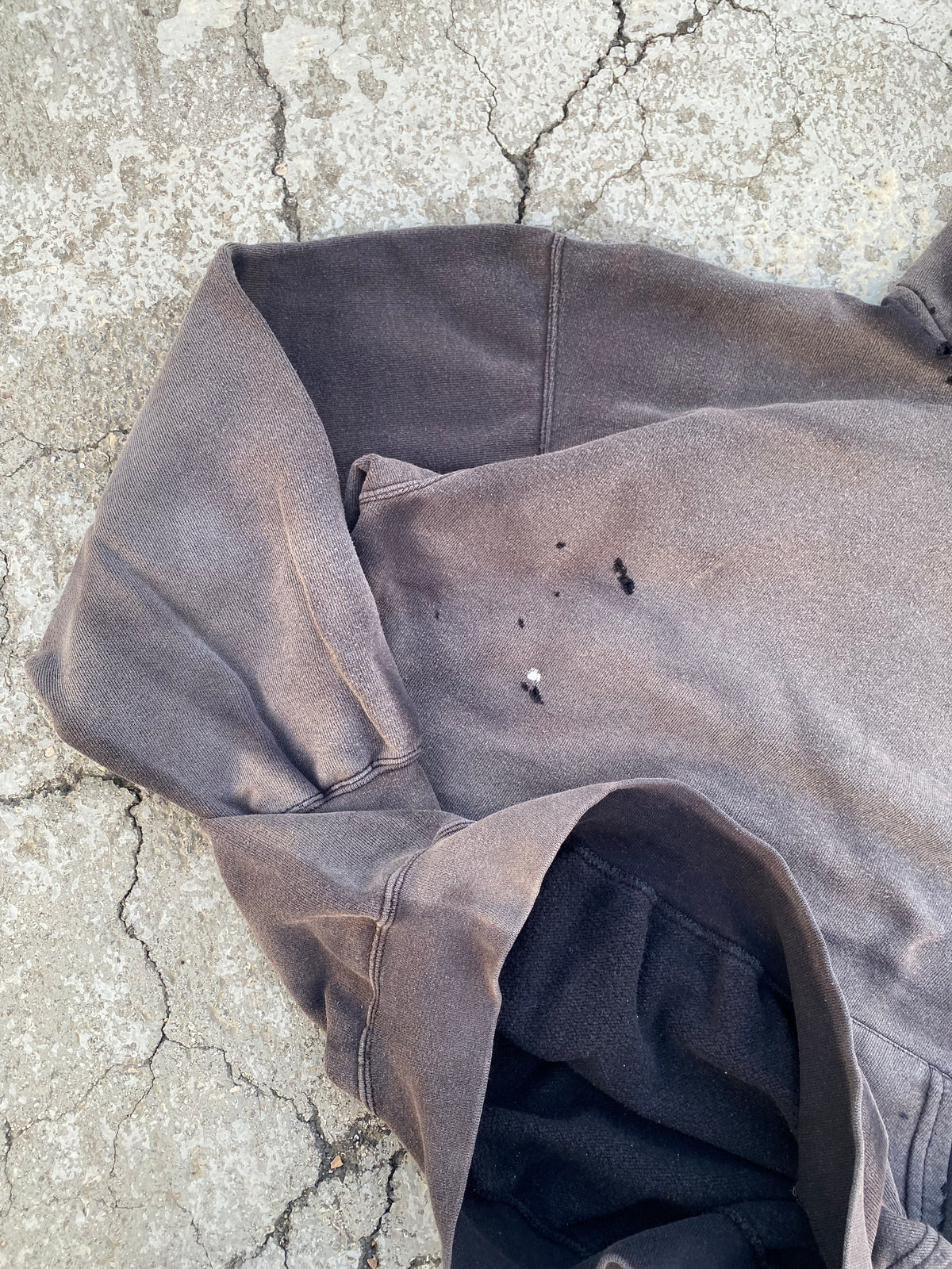 2000'S SUN FADE DESTROYED BLANK HOODIE (L)